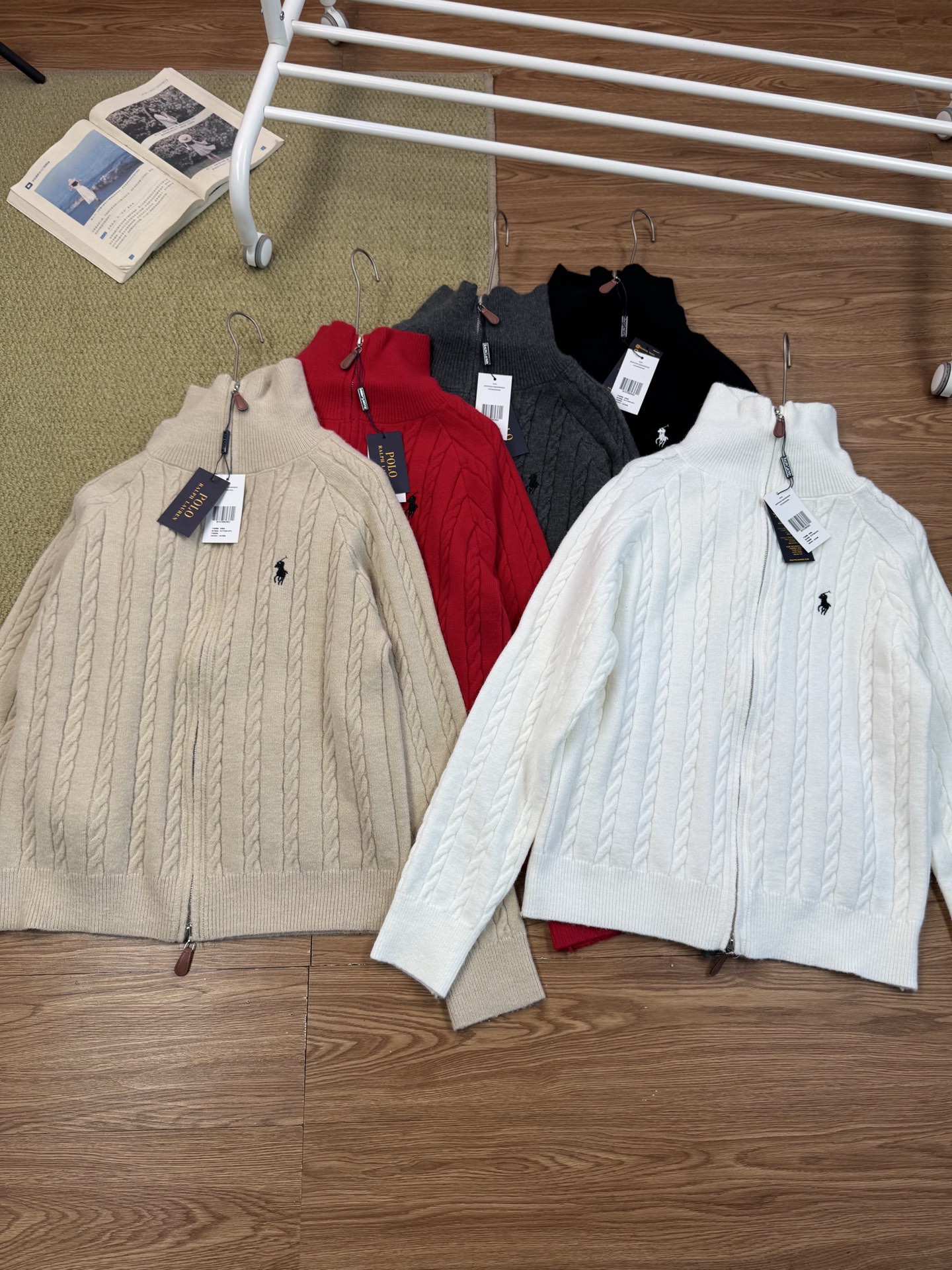 Ralph Lauren Classic Cable-Knit Wool-Blend Full-Zip Sweater Casual Fit