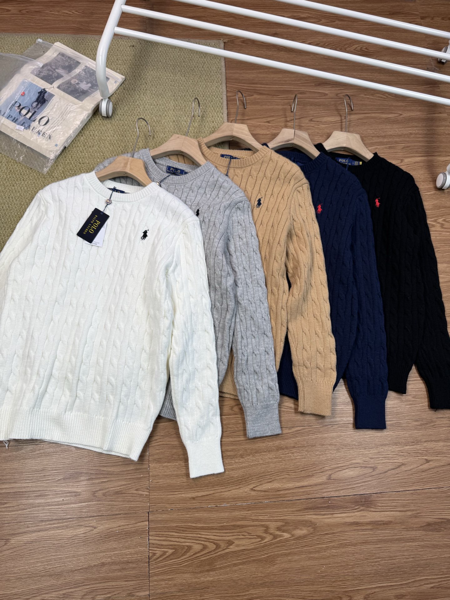 Ralph Lauren Cable-Knit Cotton Sweater - Classic Fit, Pony Logo, Soft & Warm