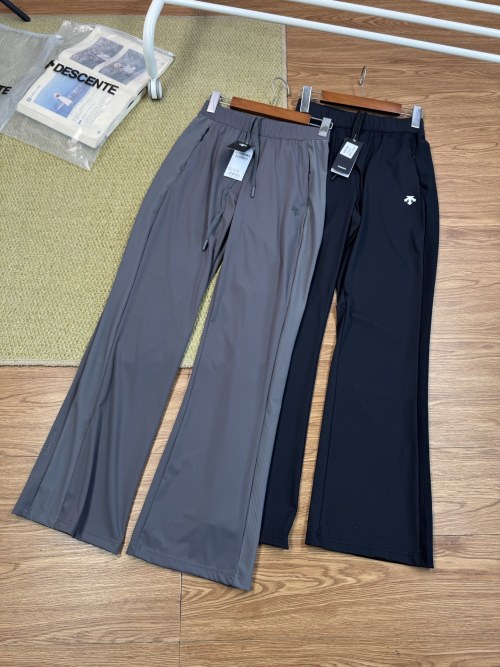 Descente Women's Training Knit Flare Pants - Autumn New Collection 40 Descente Women's Training Knit Flare Pants - Autumn New Collection