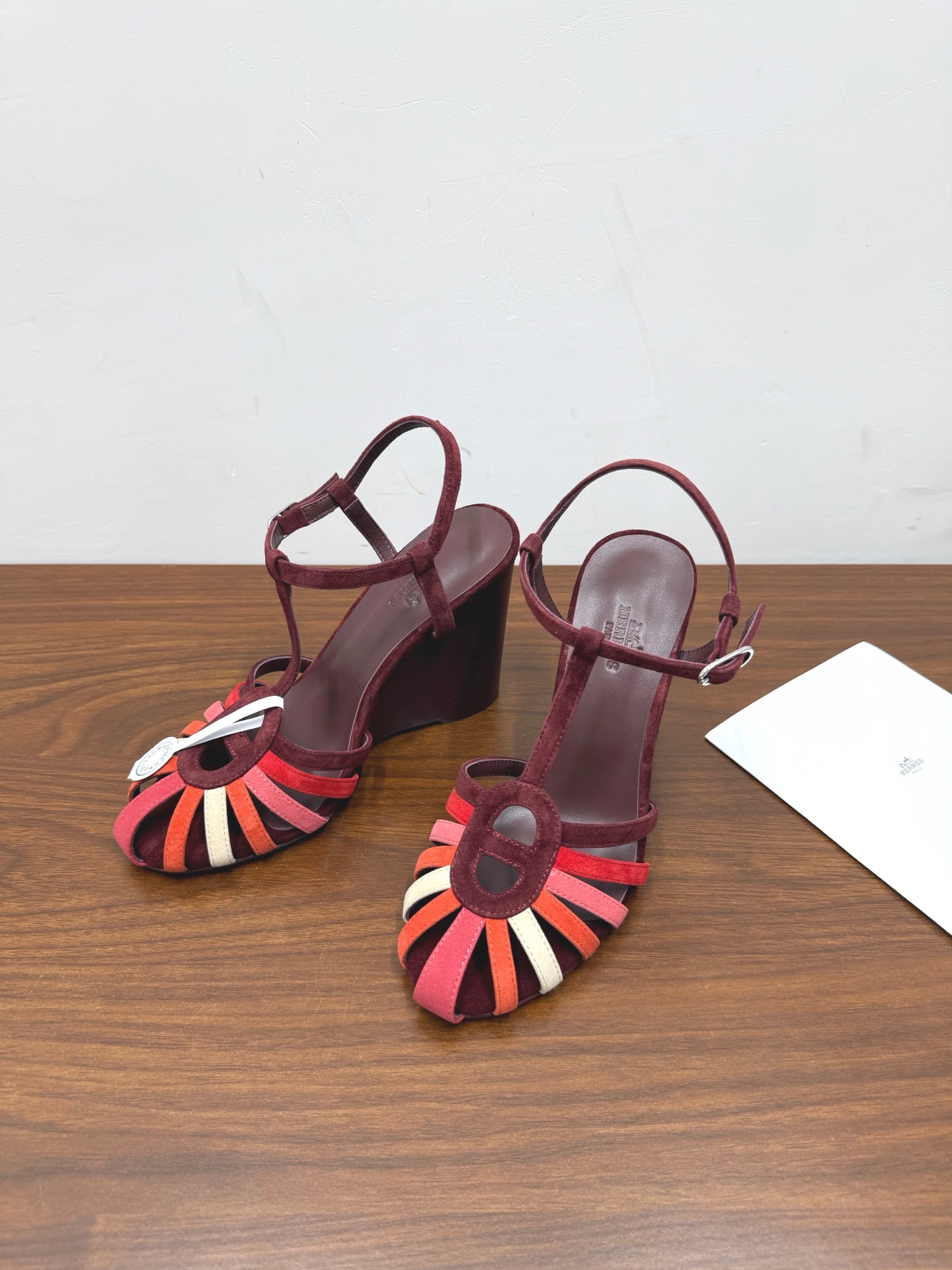 HERMES Burgundy Elda Wedge Sandals