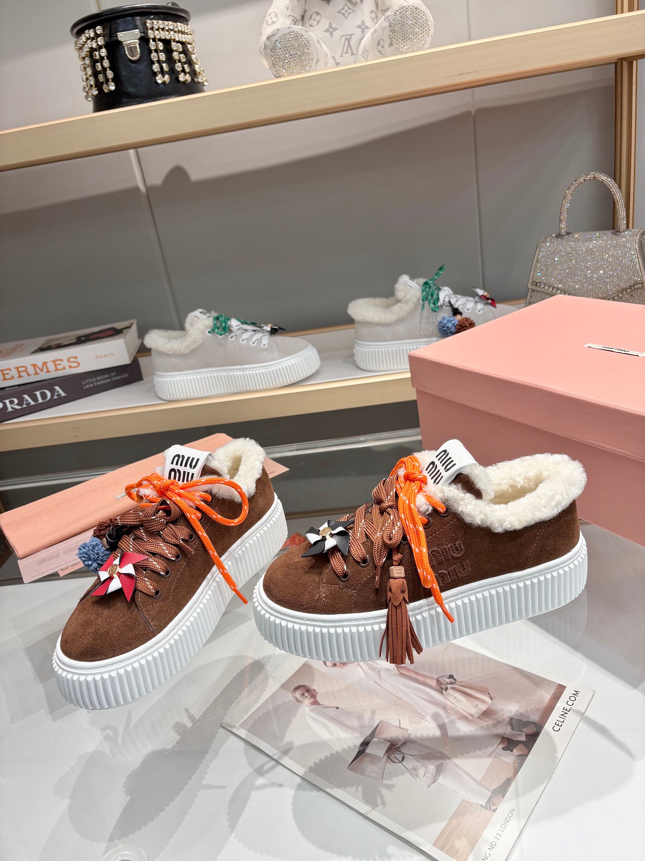 Miu Miu 25SS Winter New Platform Sneakers Lambswool White Shoes 6 a1758187416060 0606