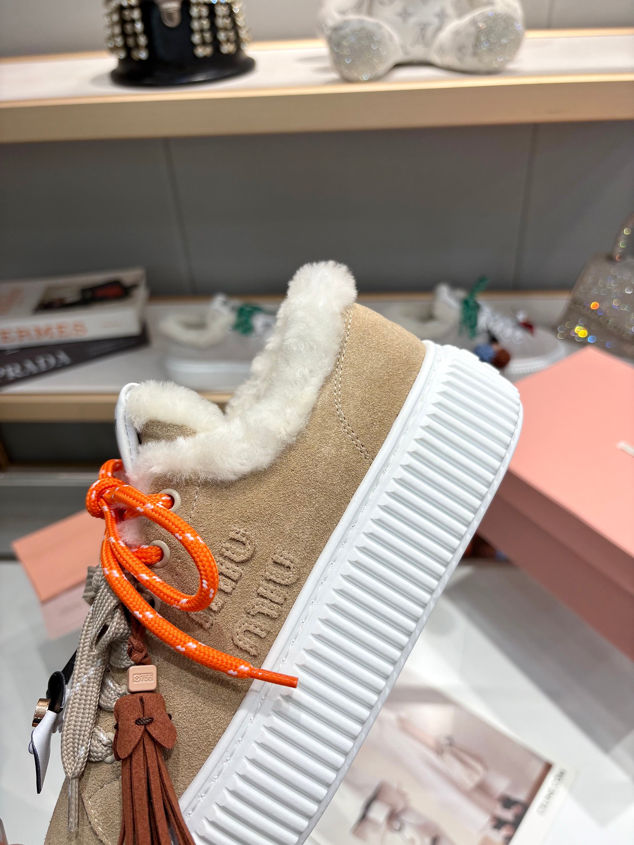 Miu Miu Women's 25SS Winter New Thick-Soled Sneakers, Lambswool Shoes 7 a1758187492434 5450