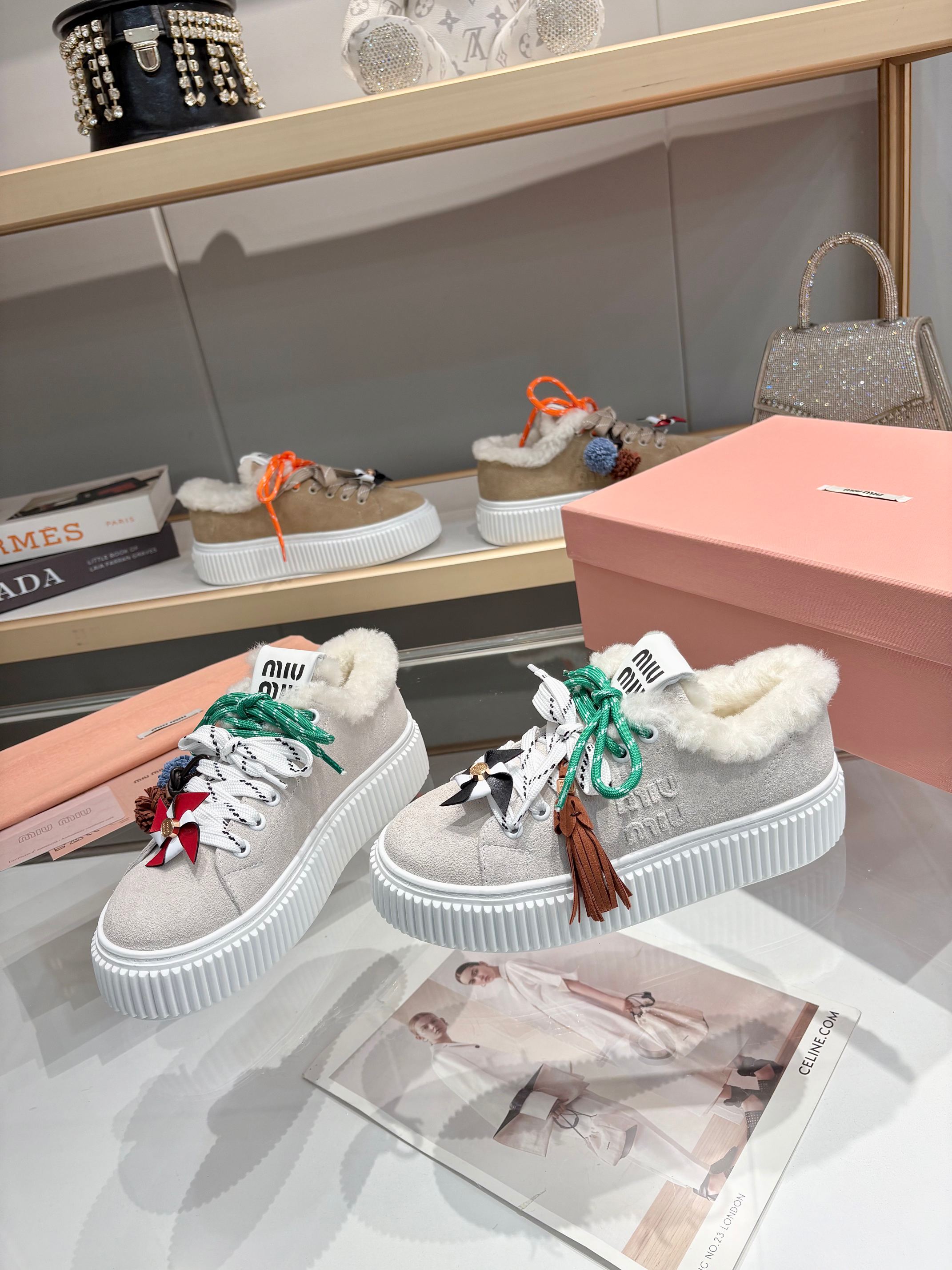Miu Miu 25SS Winter New Thick-Soled White Shoes Wool-lined Sneakers 4 a1758187519155 5862