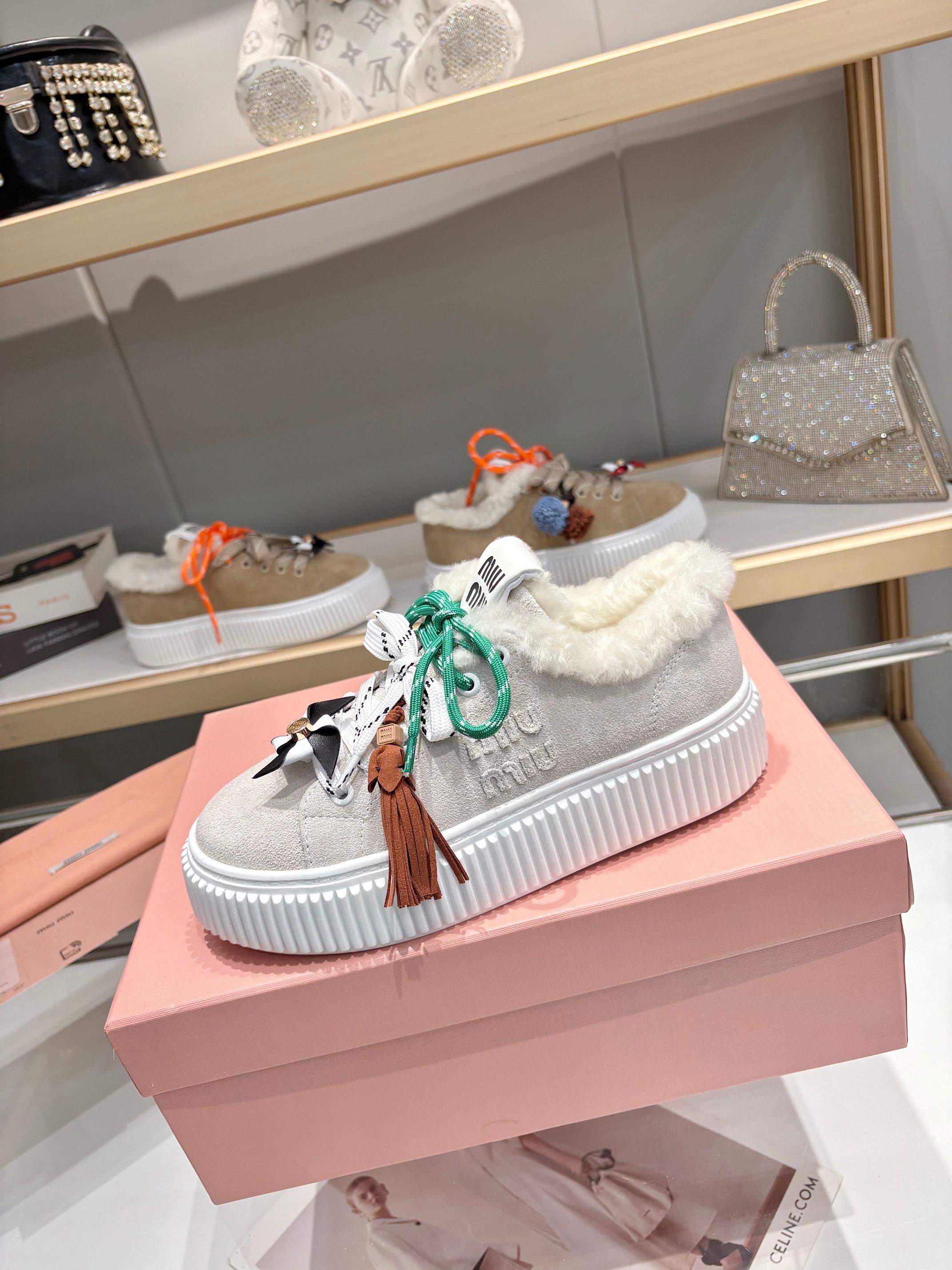 Miu Miu 25SS Winter New Thick-Soled White Shoes Wool-lined Sneakers 5 a1758187519394 6712
