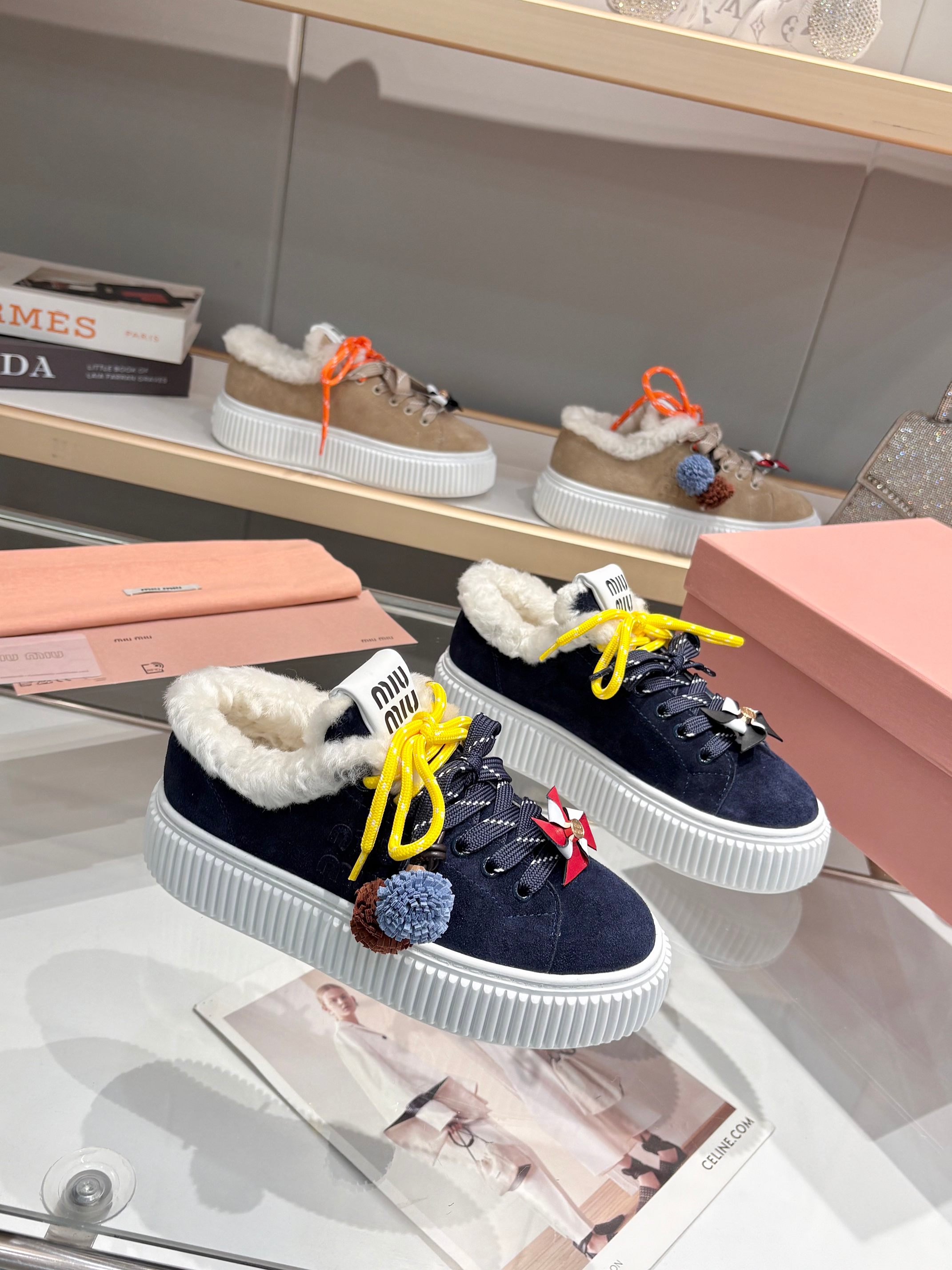 Miu Miu 25SS Flatform Sneakers, Lambswool Trim, Comfortable and Stylish