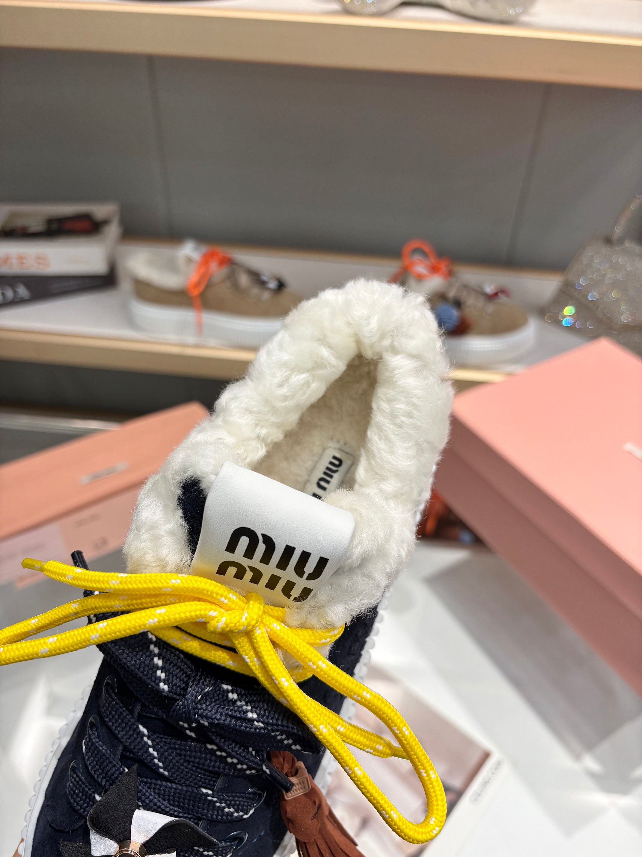 Miu Miu 25SS Flatform Sneakers, Lambswool Trim, Comfortable and Stylish 9 a1758187546879 0667