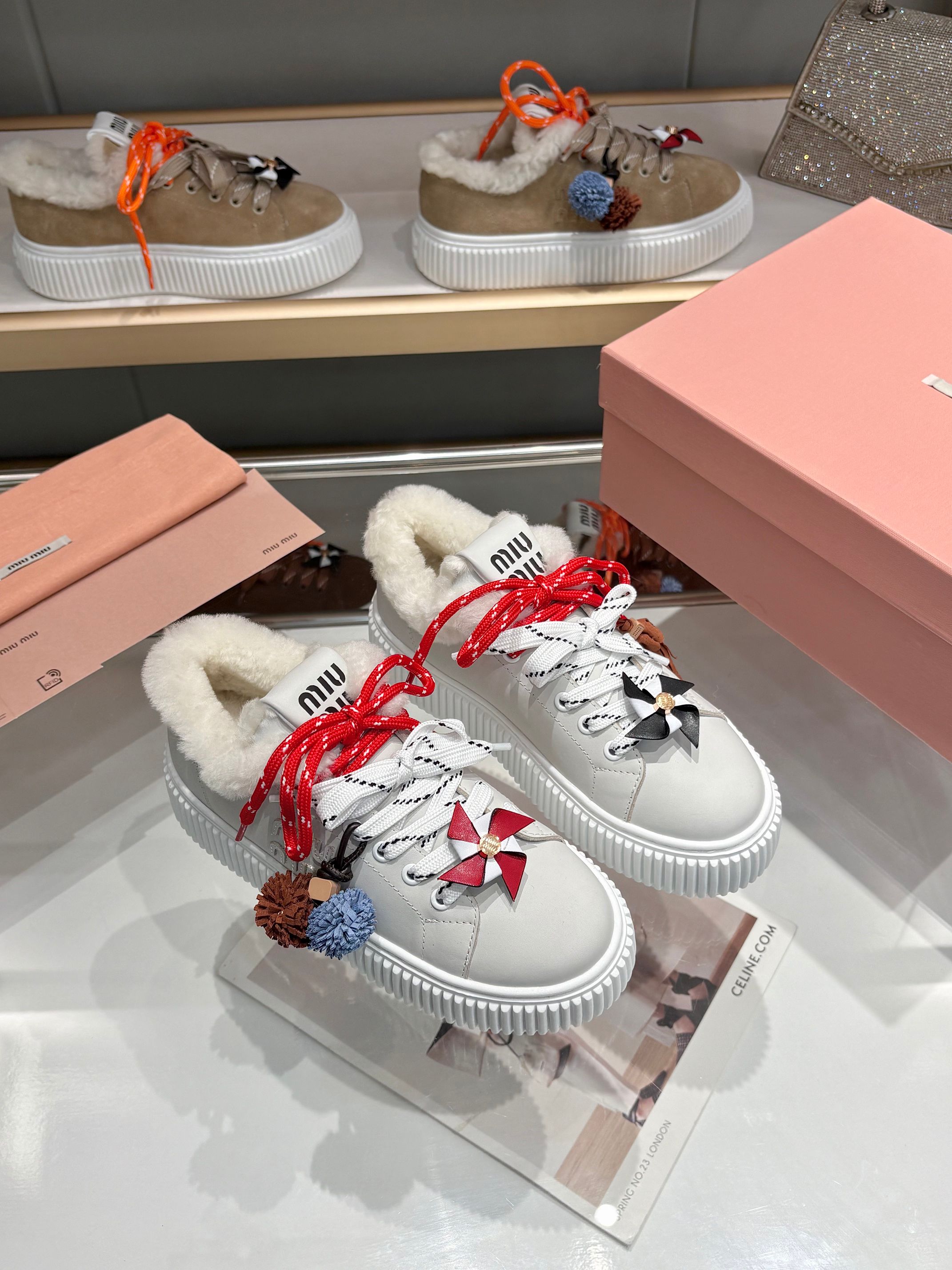 Miu Miu 25SS Winter New Thick-Soled White Shoes Lamb Wool Sneakers 2 a1758187582886 7184