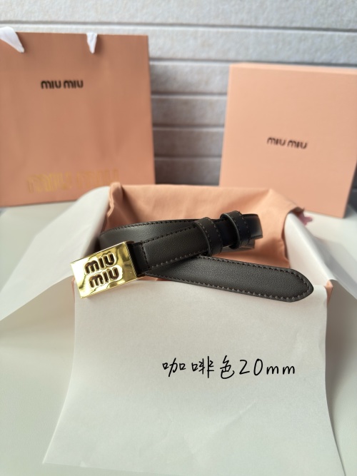 Miu Miu 24SS New Belt with Gold Buckle, Iconic Style, 2cm Width 1 Miu Miu 24SS New Belt with Gold Buckle, Iconic Style, 2cm Width