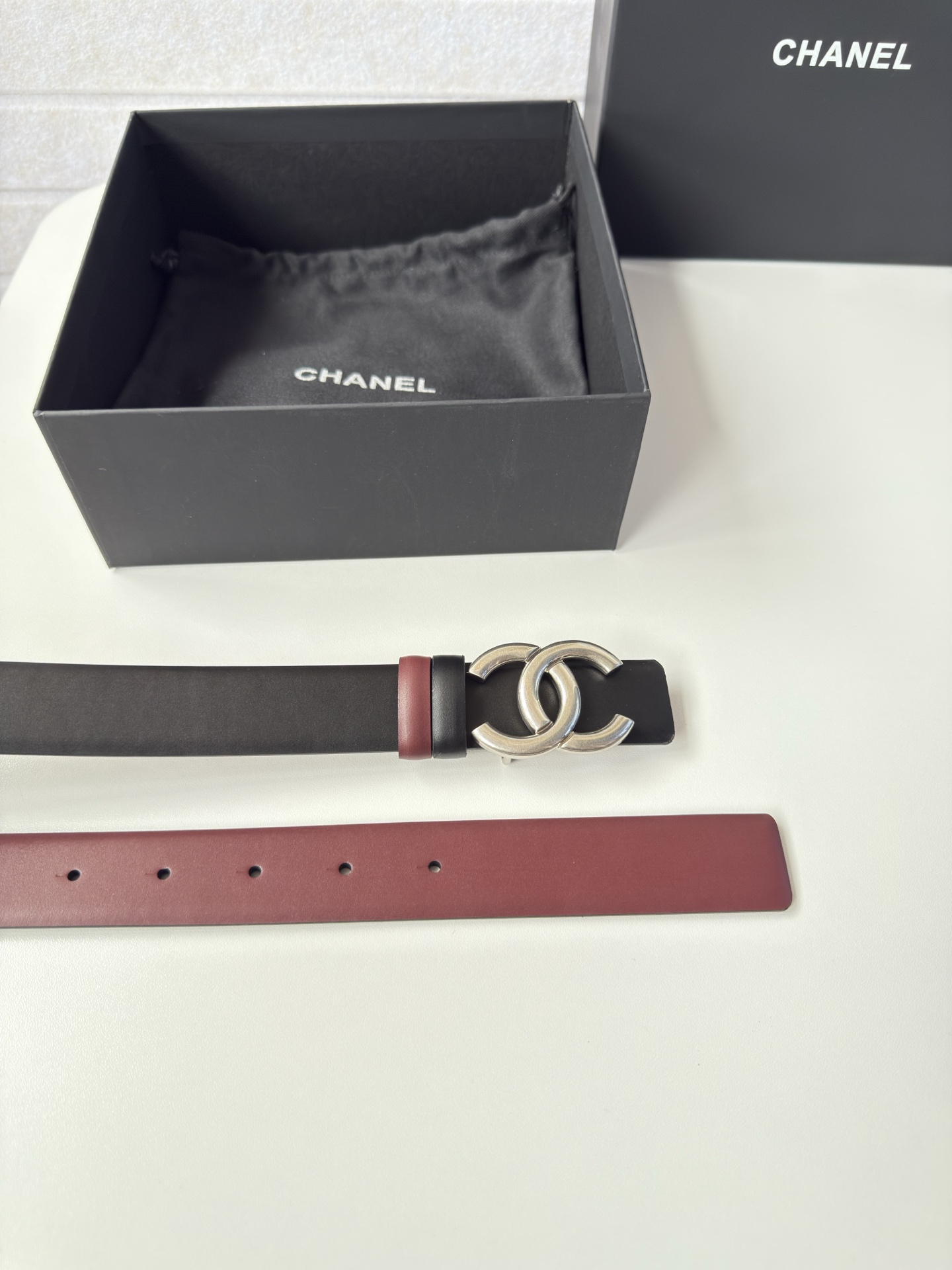 P 3.0cm 香奈儿官网新款，双面头层牛皮皮料，长度：75欧-110欧 铜五金扣原版开模定制