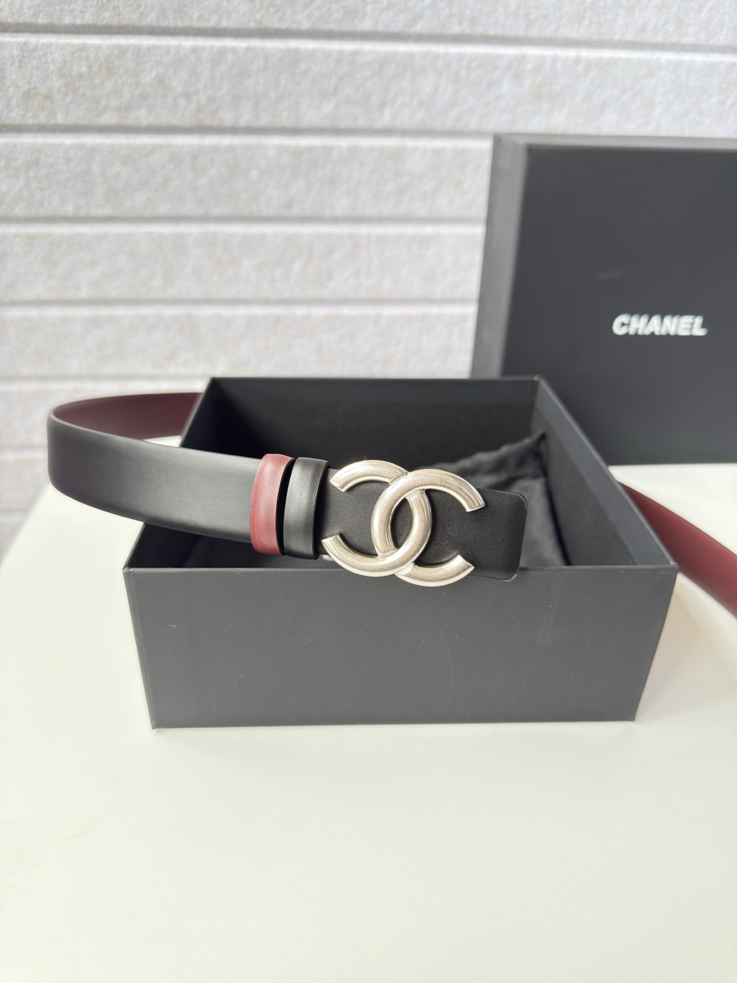 P 3.0cm 香奈儿官网新款，双面头层牛皮皮料，长度：75欧-110欧 铜五金扣原版开模定制