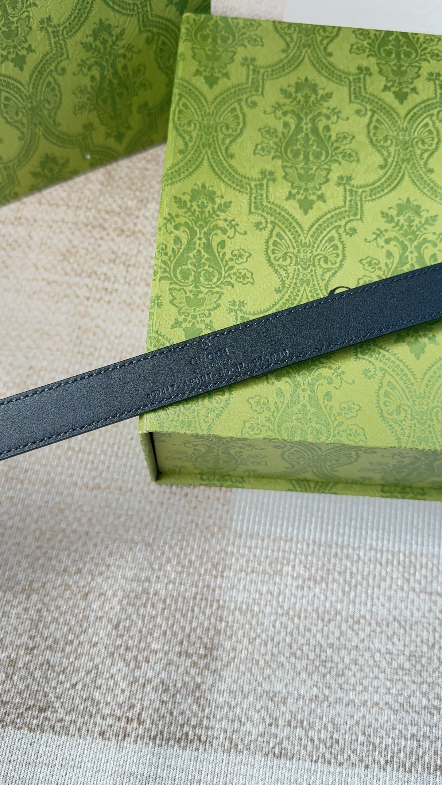 古驰双面小牛皮 搭配精品扣,原产皮料定制，专柜宽度2.0cm