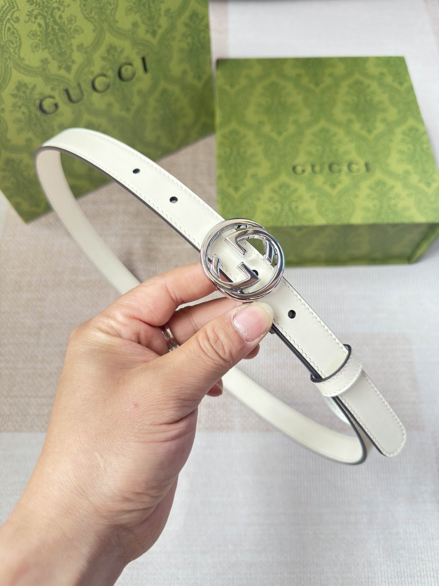 NO:703809,Gucci double-sided calfskin with fine buckle, custom-made original leather, counter width 3.0, belt, gucci, cowhide19860909古驰双面小牛皮 搭配精品扣,原产皮料定制,专柜宽度3.0,皮带,gucci,cowhide,Belt