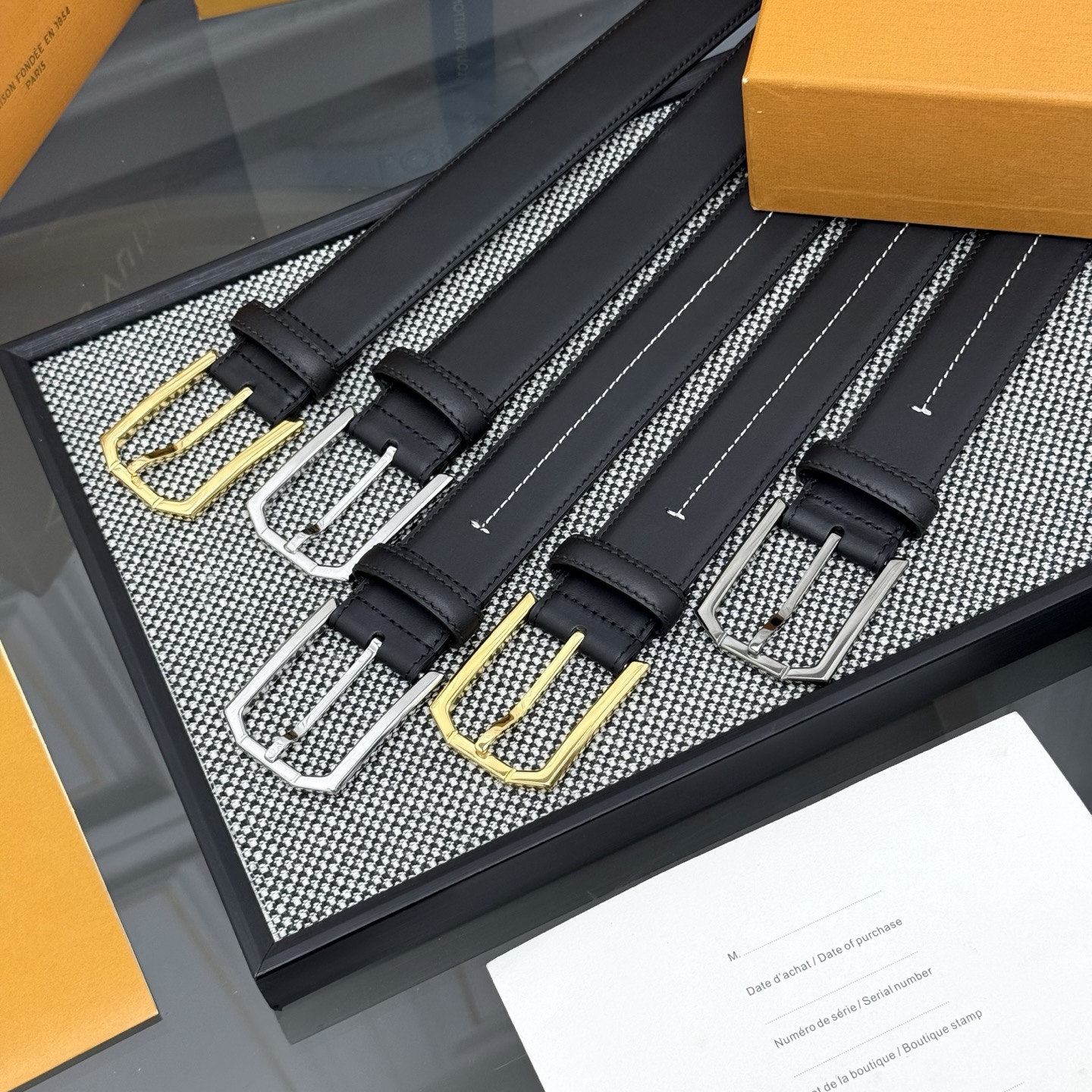 NO:740937,lv men's collection pictures, belts, louis vuitton19860909lv男款集合图,皮带,louis vuitton,Belt