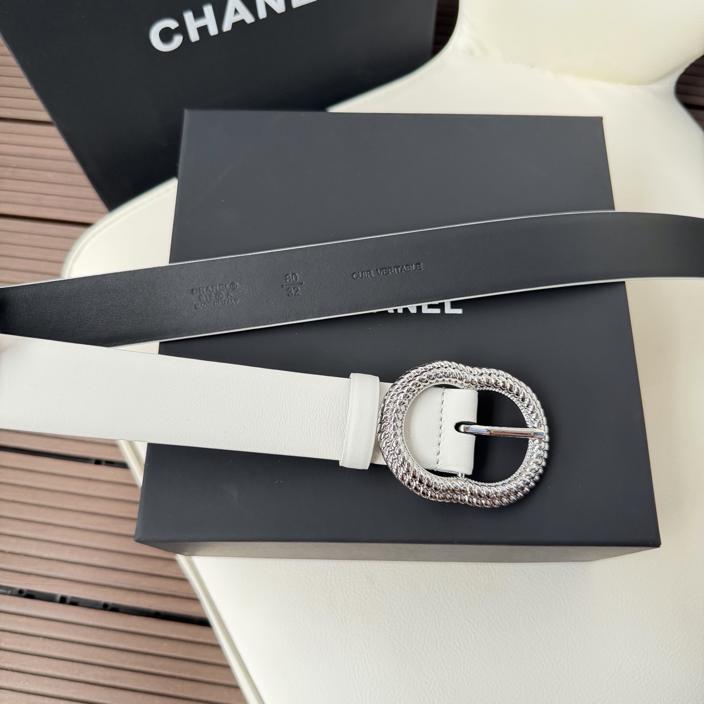 香家✨ Leather belt 30mm皮质腰带 这款是香香25/26早春度假系列3.0cm腰带,采用光滑小牛皮材质, 香家✨ Leather belt 30mm皮质腰带 这款是香香25/26早春度假系列3.0cm腰带,采用光滑小牛皮材质,