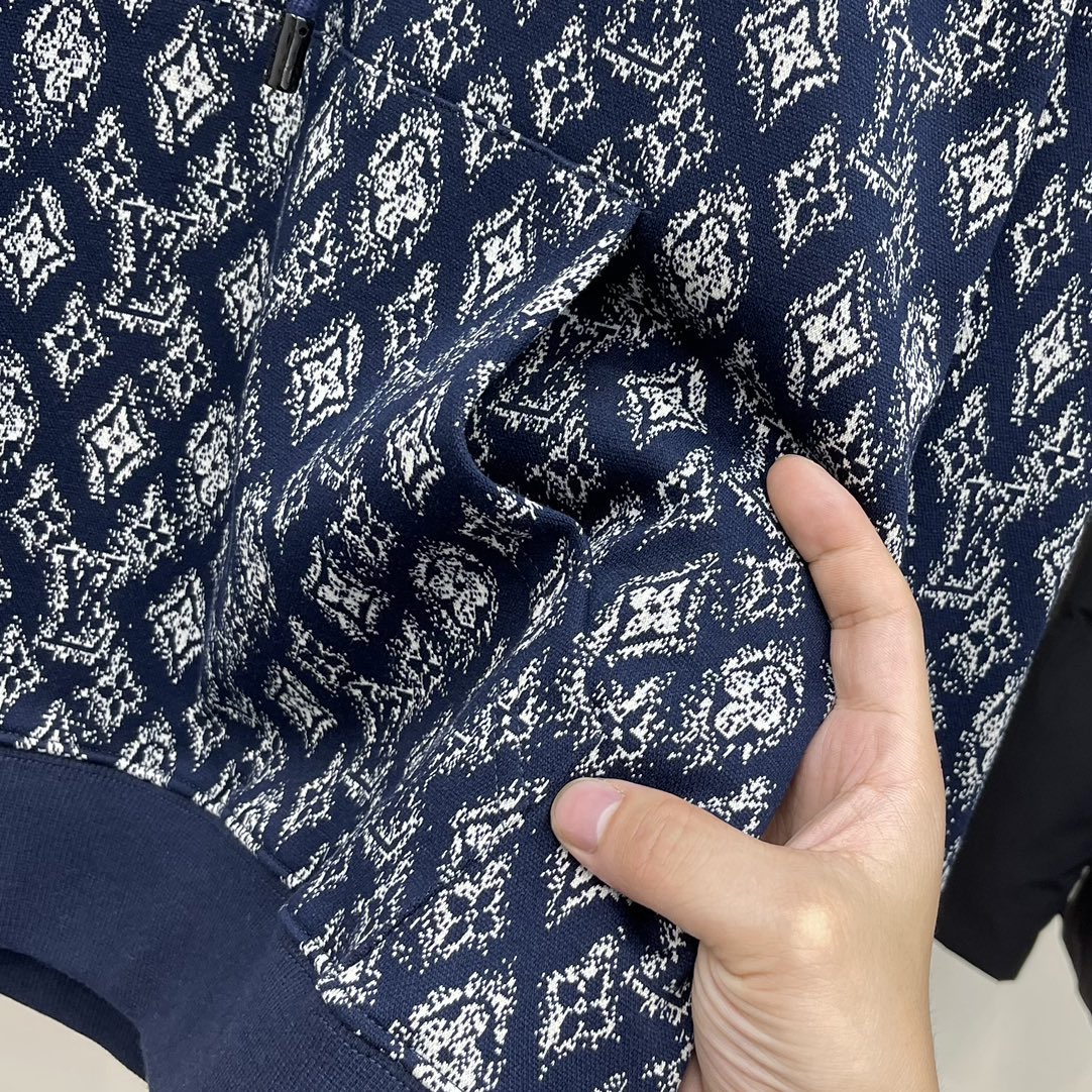 LV 路易23SS秋冬新款连帽提花满印时尚休闲百搭卫衣 8