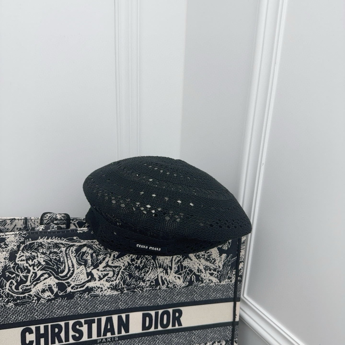 NO:357667,Miumiu sweet beret craftsmanship style full of styling hat Straw hat Fisherman's hat Baseball hat, hat, miumiu, espadrilles, hatsmiumiu 甜美系贝雷帽 工艺款造型感十足帽子草帽渔夫帽棒球帽,帽子,miumiu,espadrilles,hats,hat