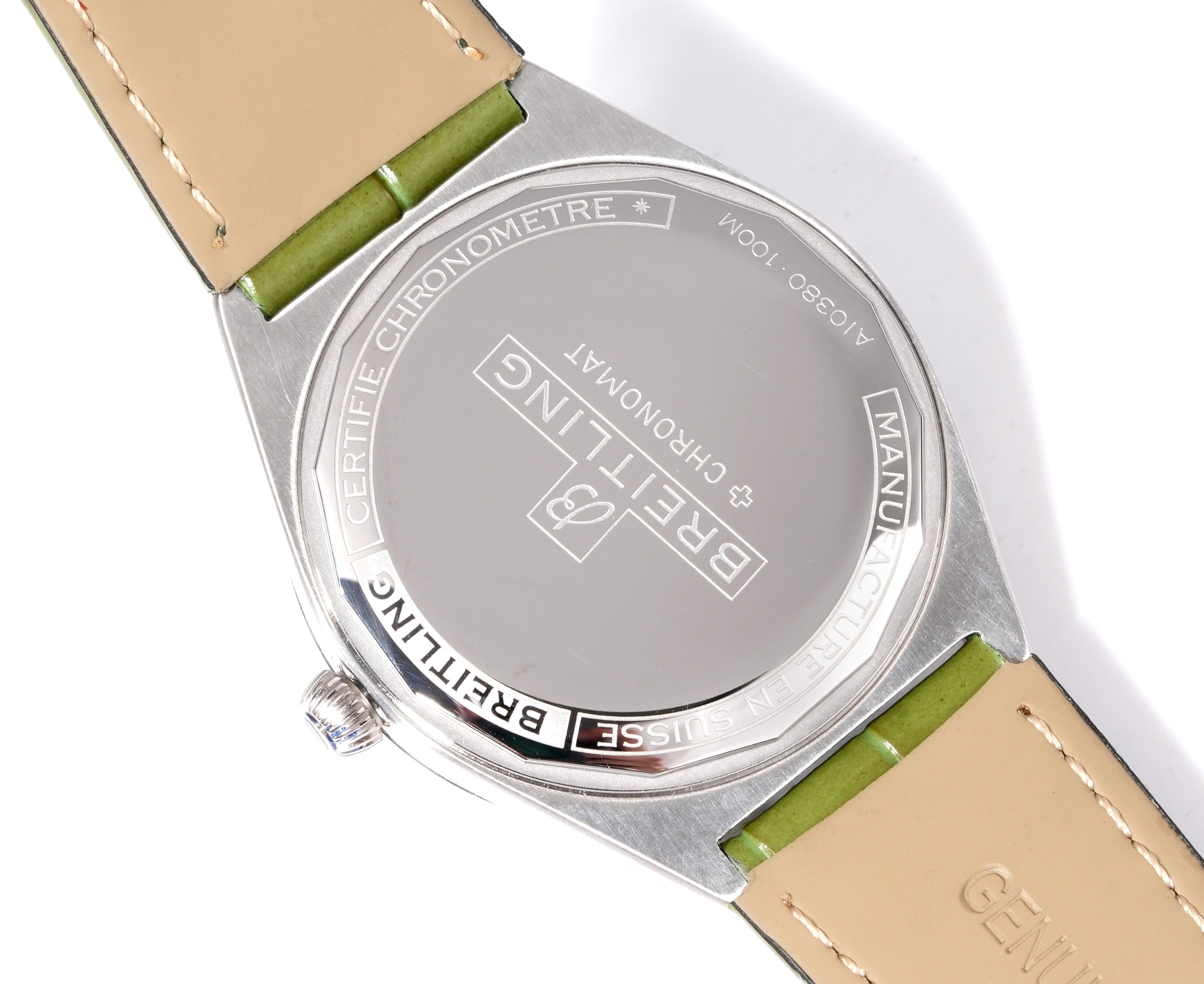 “Aperture 2300 Modern Retrospective Watch Review: Women’s Elegant Timepiece with High-Performance Features” - 图片 8