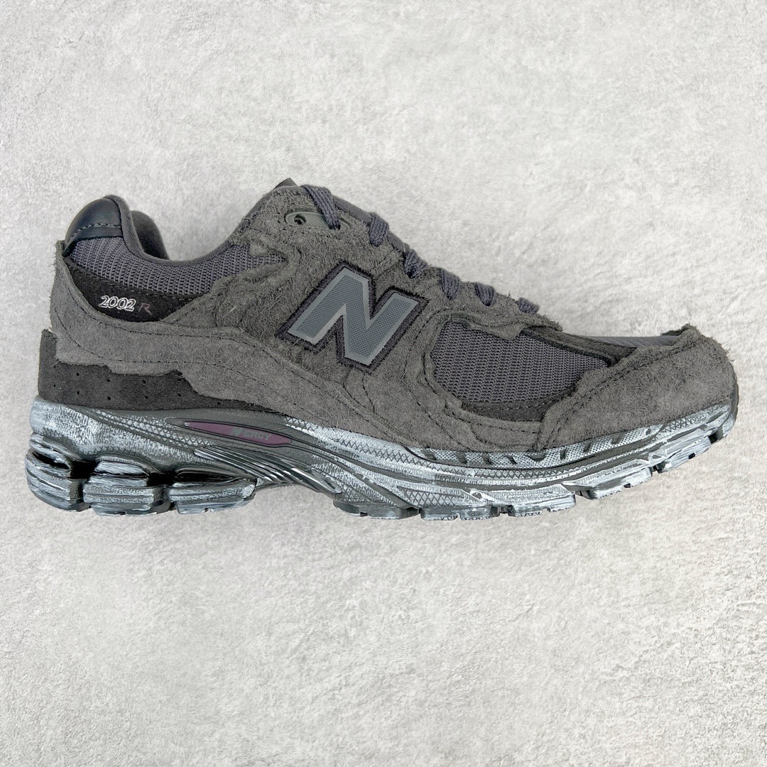 图片[9]-＃特价福利 New Balance NB2002系列 男女休闲慢跑鞋 必备的时髦单品之一 最新出的2002R系列 这款延续了经典科技 升级版N-ERGY缓震物料机能与材质上脚太舒适了 鞋面的柔软麂皮搭配尼龙网布 特别透气而且还复古感 不管是搭配牛仔裤还工装裤都是百搭！小红书众多博主上脚推荐！实拍调校N版已经零色差零失真 百分百还原实物色彩所见即所得 不存在货不对板色差等低级问题 选购参考实物拍摄 不混卖不参货 只用心做好货严格选品 承诺混一赔十 尺码：36 36.5 37 37.5 38 38.5 39.5 40 40.5 41.5 42 42.5 43 44 45-选品中心