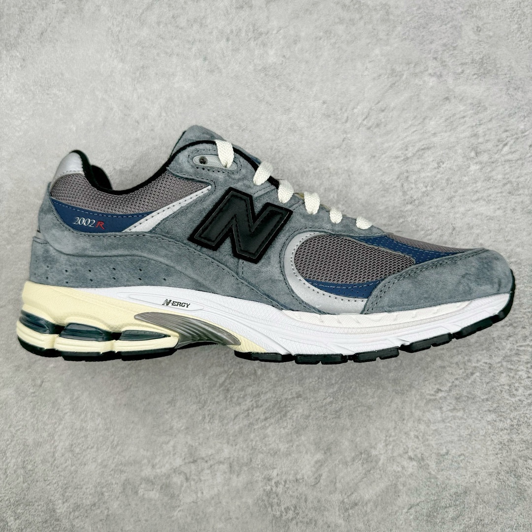 图片[2]-＃特价福利 New Balance NB2002系列 男女休闲慢跑鞋 必备的时髦单品之一 最新出的2002R系列 这款延续了经典科技 升级版N-ERGY缓震物料机能与材质上脚太舒适了 鞋面的柔软麂皮搭配尼龙网布 特别透气而且还复古感 不管是搭配牛仔裤还工装裤都是百搭！小红书众多博主上脚推荐！实拍调校N版已经零色差零失真 百分百还原实物色彩所见即所得 不存在货不对板色差等低级问题 选购参考实物拍摄 不混卖不参货 只用心做好货严格选品 承诺混一赔十 尺码：36 36.5 37 37.5 38 38.5 39.5 40 40.5 41.5 42 42.5 43 44 45-选品中心