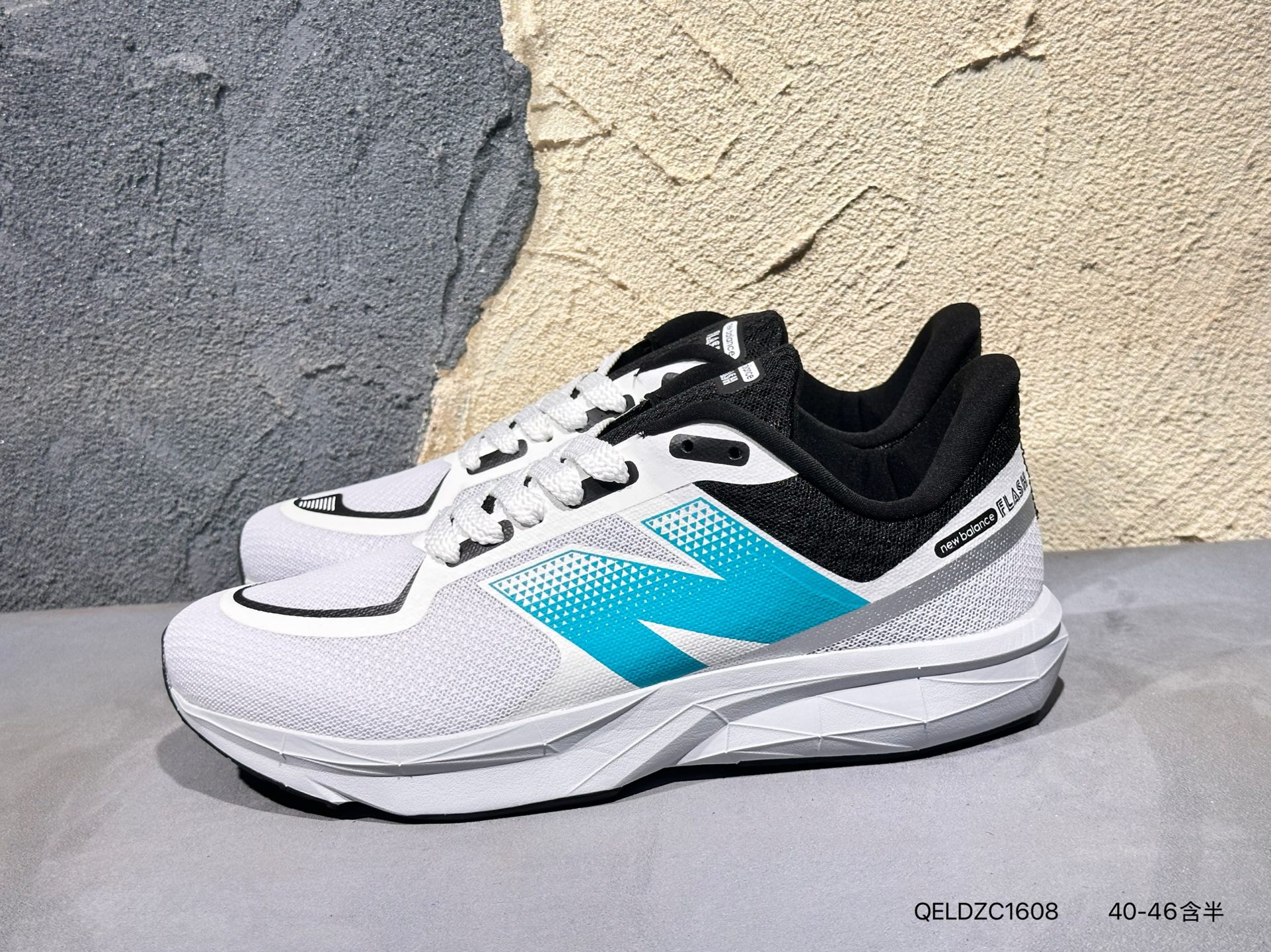 Stone Island x New Balance FuelCell 轻量跑鞋 超轻量化低帮休闲运动慢跑鞋 #原楦原纸版开发版型 采用超轻透气3D针织网眼材料结构鞋面及打印Logo细节 中底嵌入FuelCell轻量化技术组合全掌碳纤维板MFLSHBW7 QELDZC1608