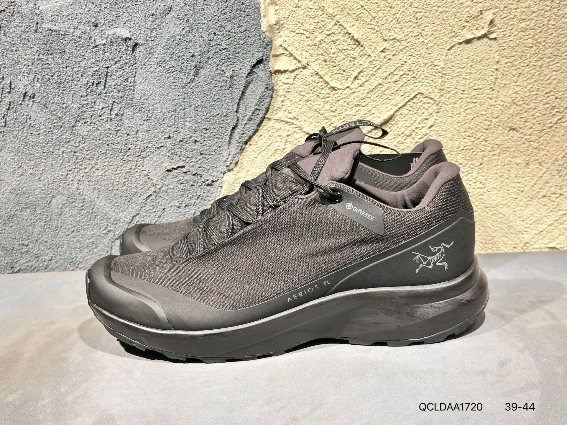 🈴 💰190    
Norvan Ld 3 Gtx M 始祖鸟厚底增高男子越野跑鞋
货号：077243 497331 QCLDAA1720