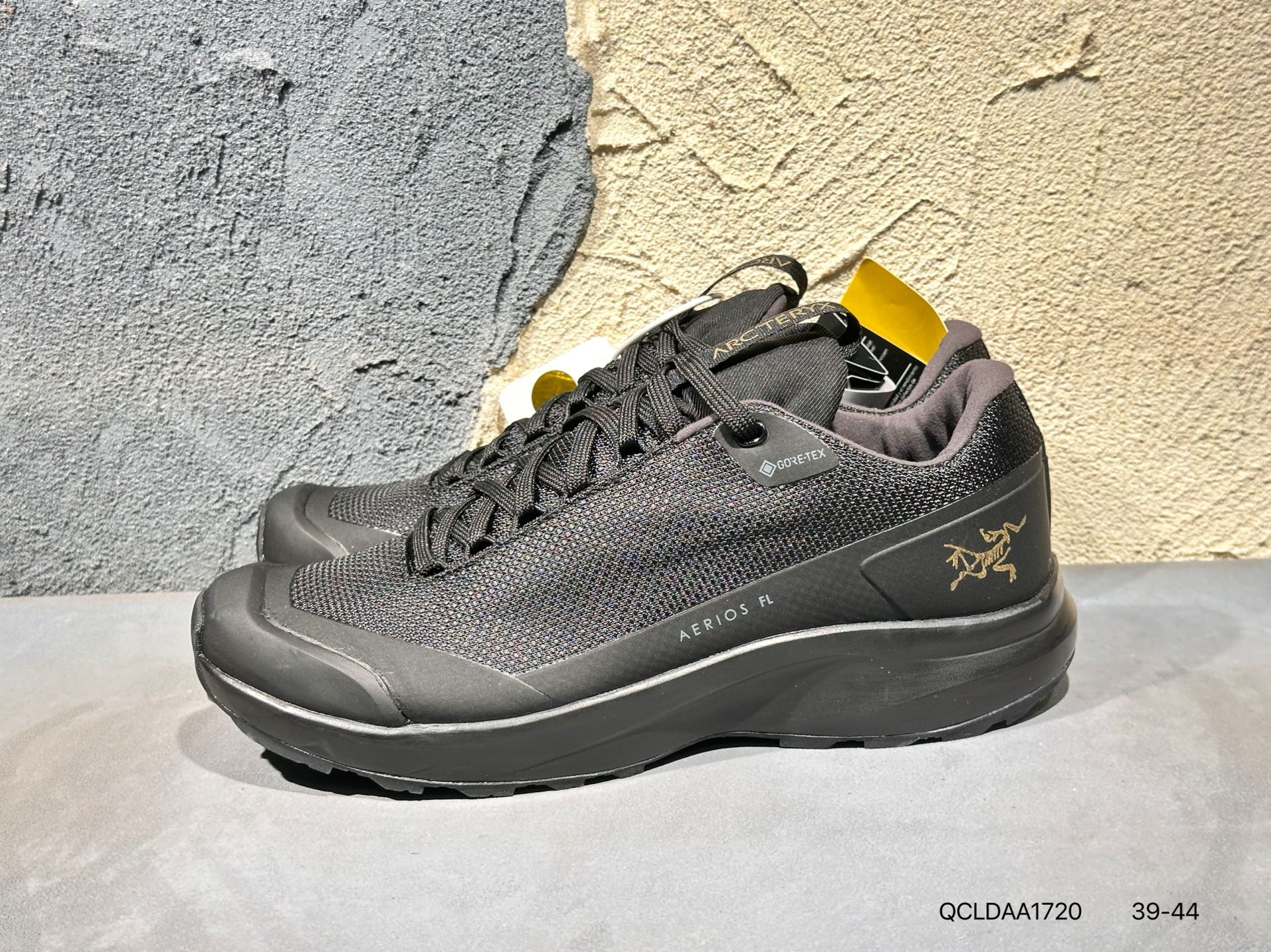 🈴 💰190    
Norvan Ld 3 Gtx M 始祖鸟厚底增高男子越野跑鞋
货号：077243 497331 QCLDAA1720