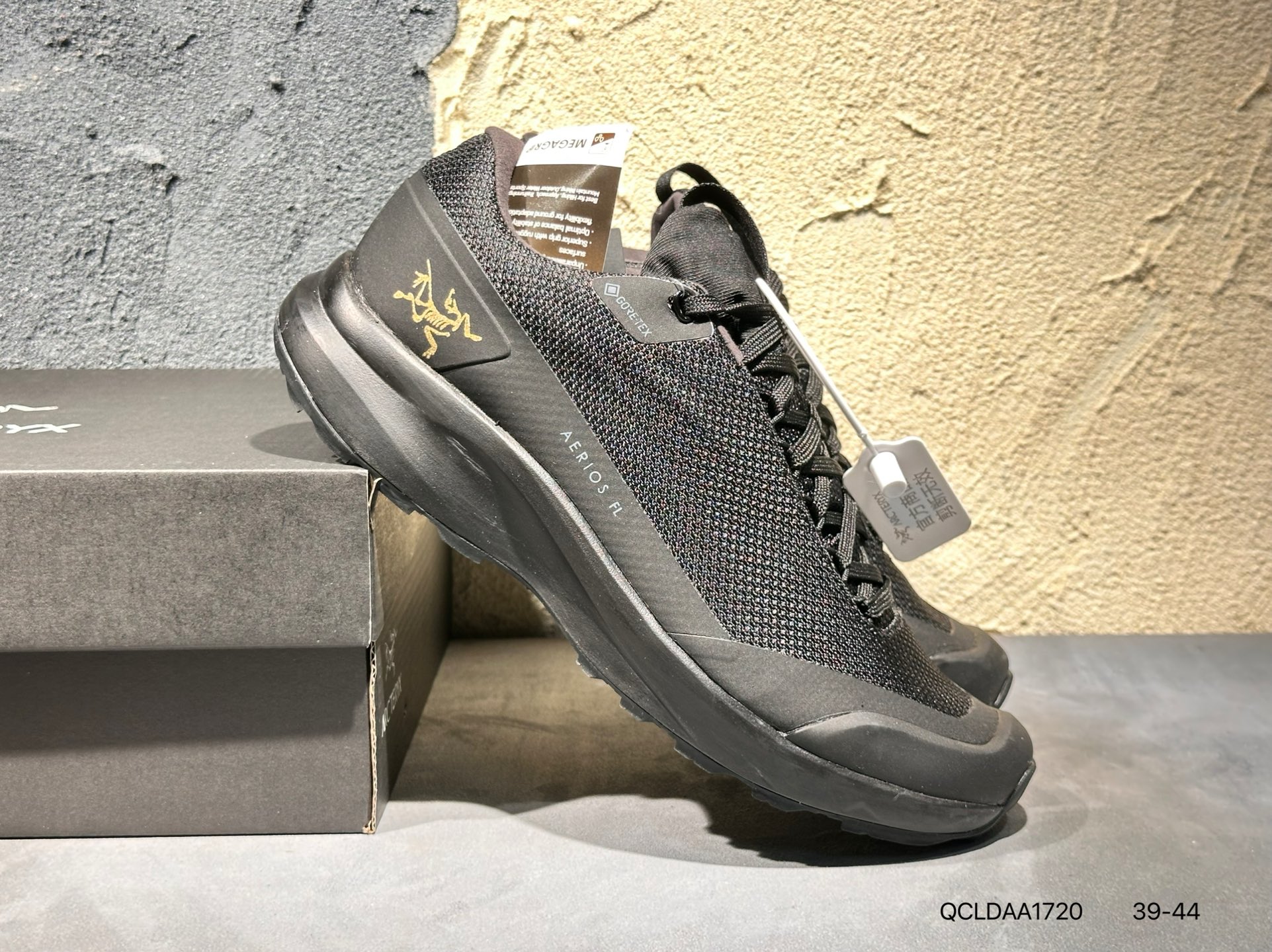 🈴 💰190    
Norvan Ld 3 Gtx M 始祖鸟厚底增高男子越野跑鞋
货号：077243 497331 QCLDAA1720