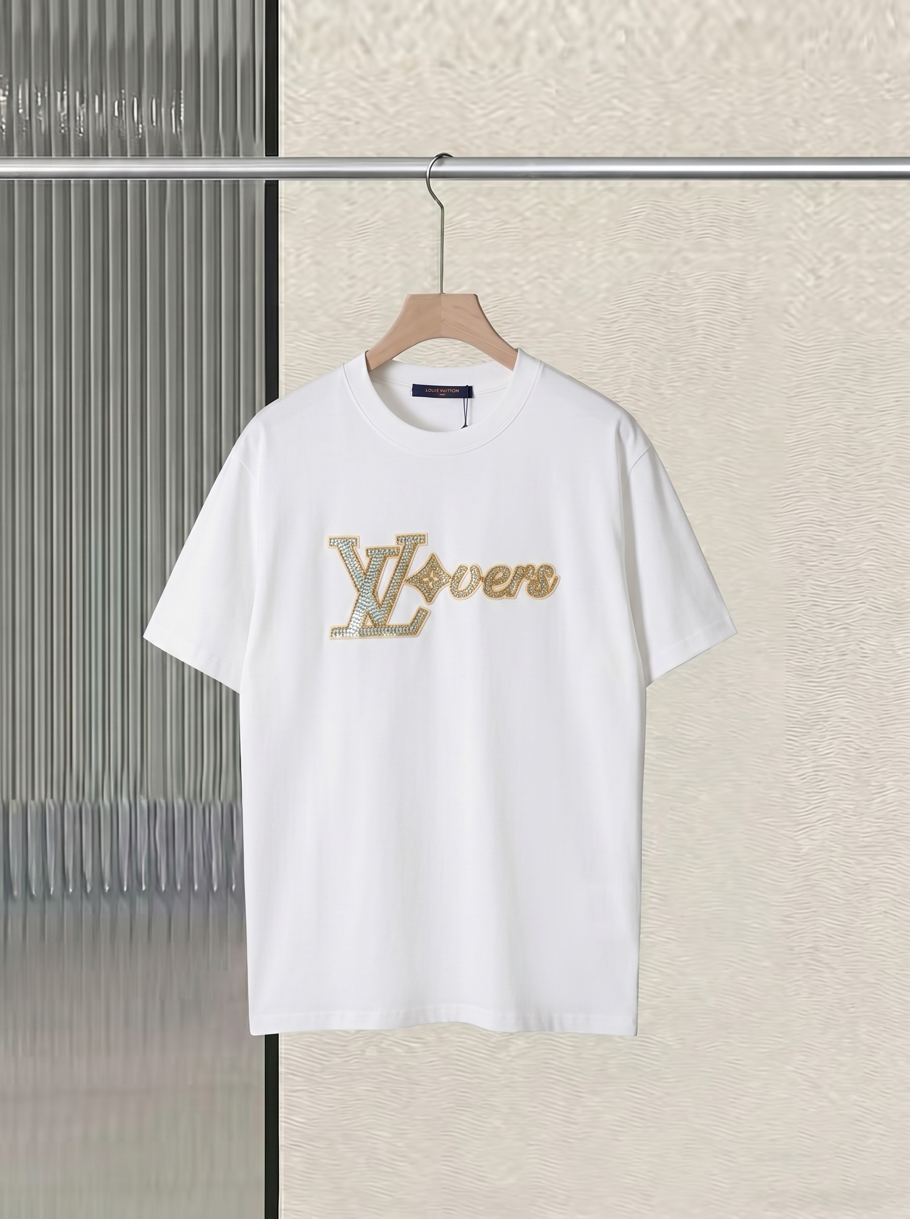 P80 Louis Vuitton cuello redondo con lentejuelas y lentejuelas hechas a mano, camiseta de manga corta 100% algodón 280g…