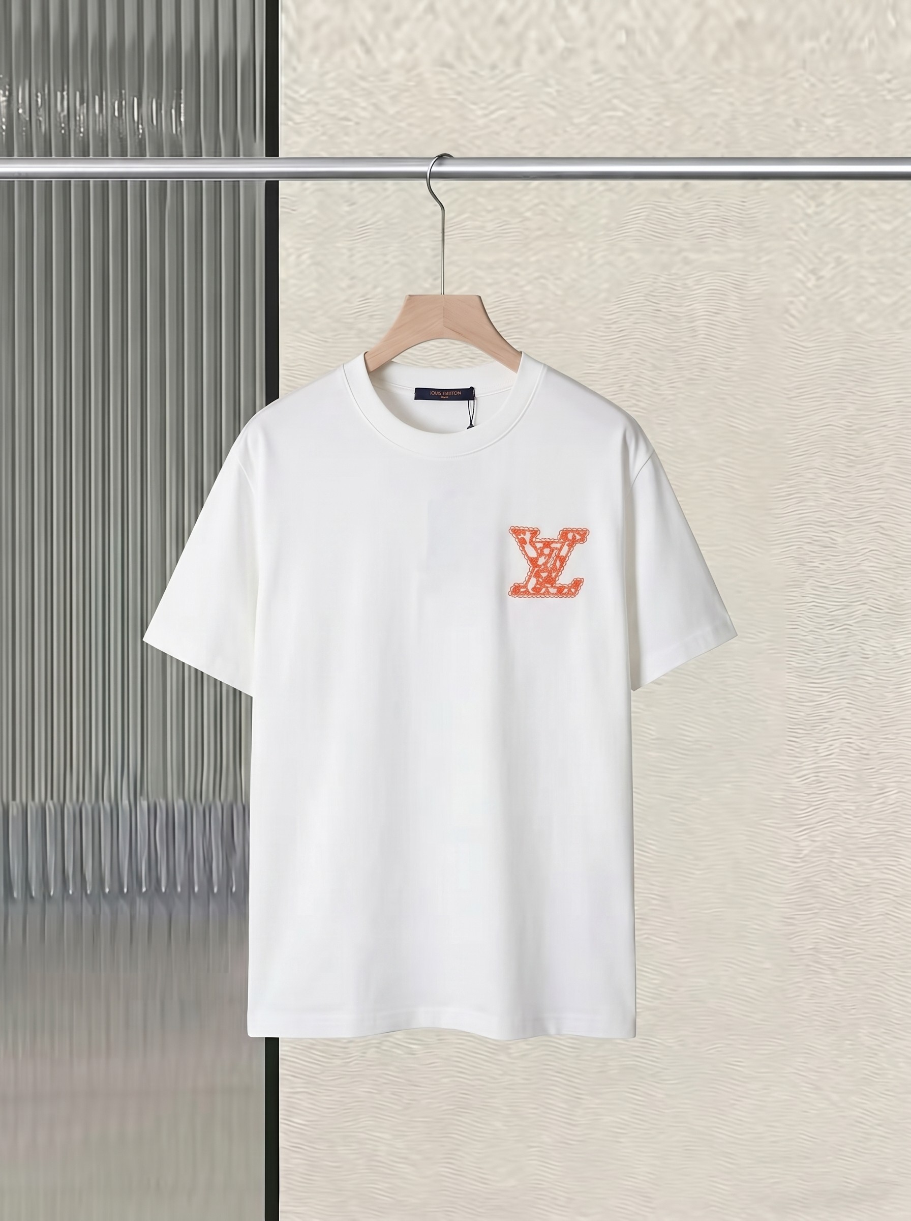 P80 Louis Vuitton bordado de cachemir rojo, camiseta de manga corta 100% algodón 280g, molde original 1:1, desarrollo Z…