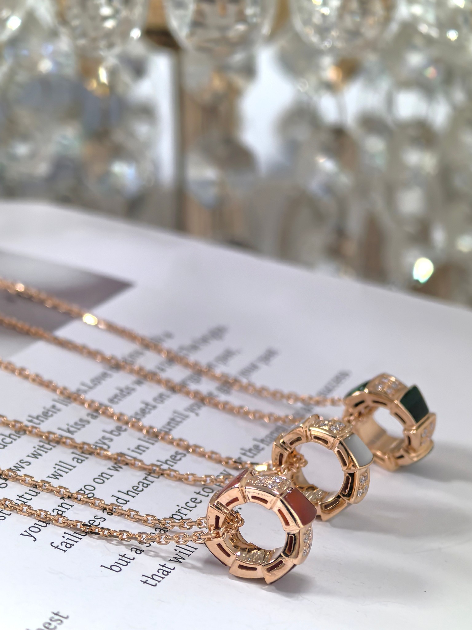 Bvlgari Mother-of-Pearl Necklace - Comprehensive 4