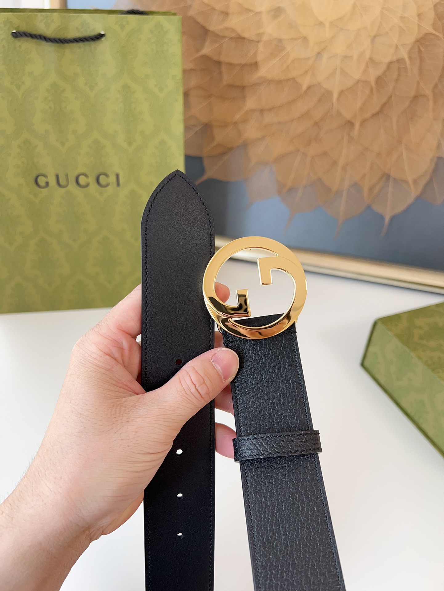 GUCCI新品圆形互扣式双G搭扣宽度4.0cm经典猪皮纹男士腰带