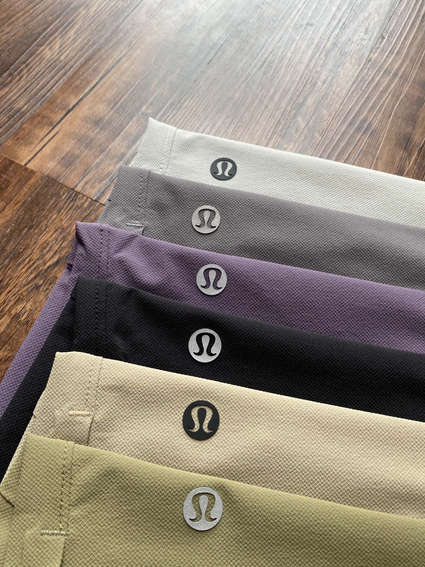 Lulu Men's Bottoms Lululemon License to Train Men's 7" * Lulu Men's Bottoms yoga