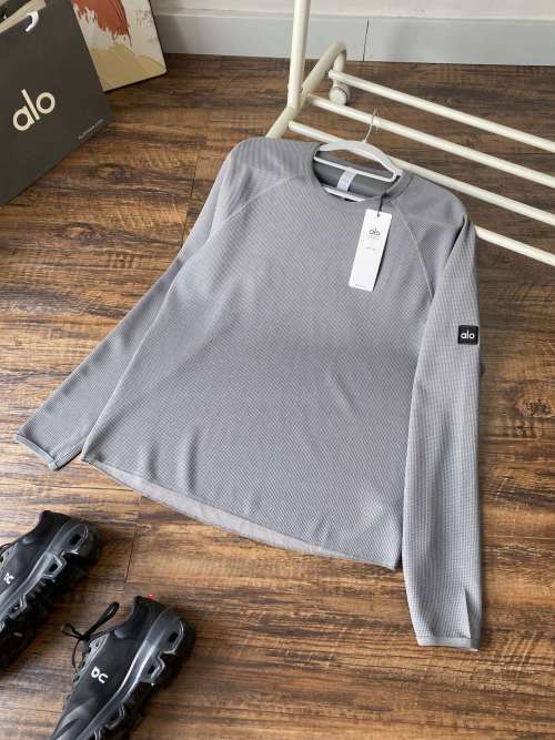Alo Yoga Retro Long Sleeve Knit Top - Comfortable, Versatile, and Stylish 1 Alo Yoga Retro Long Sleeve Knit Top - Comfortable, Versatile, and Stylish