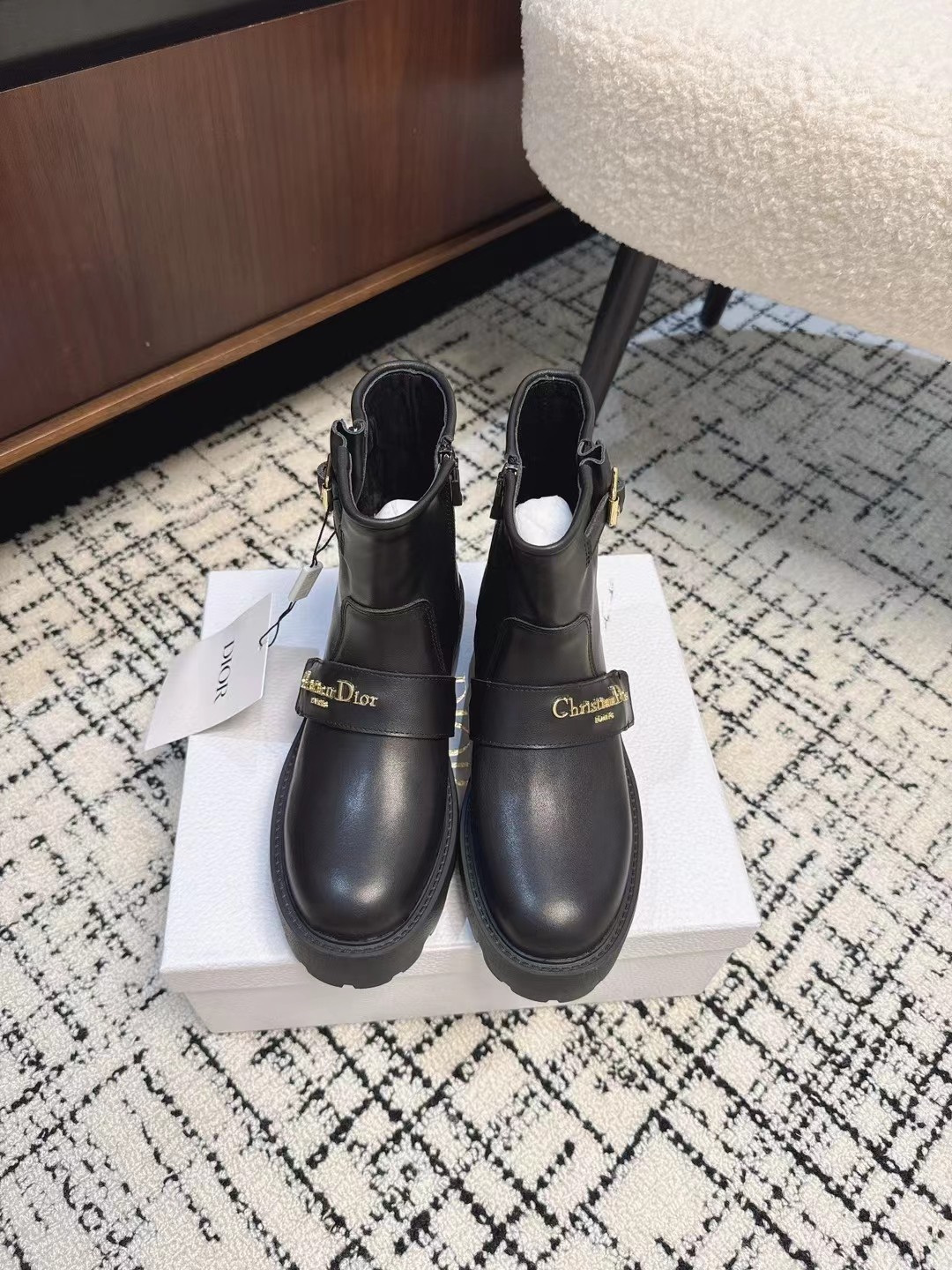 Dior Bottes Martin Cuir de veau vache Peau mouton Collection automne – hiver Vintage