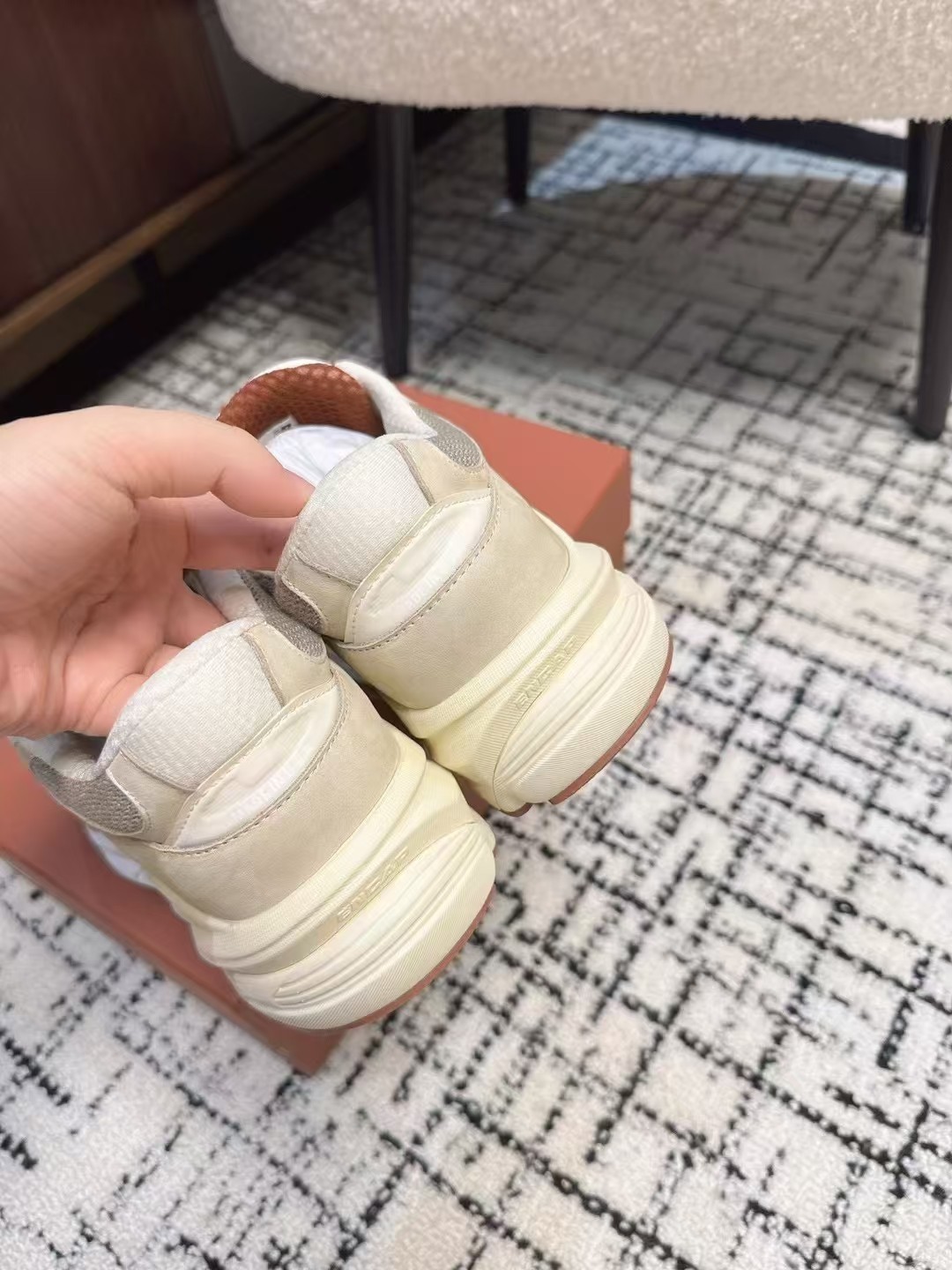 NO:165517,Details, casual shoes/sports shoes, sneakers19860909细节,休闲鞋/运动鞋,sneakers,Women's Shoes