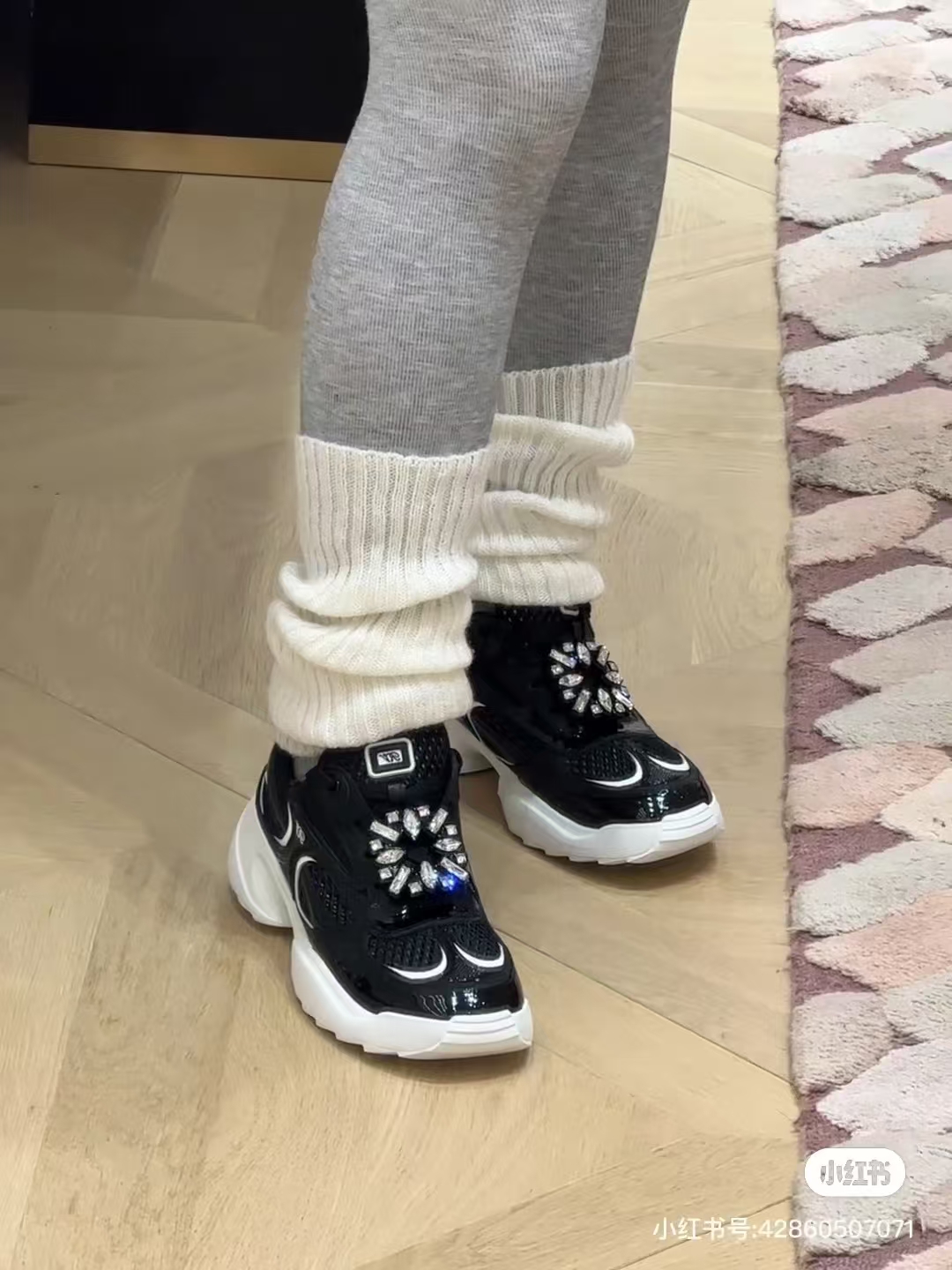 NO:227616,Foot pictures, casual shoes/sports shoes, sneakers19860909上脚图,休闲鞋/运动鞋,sneakers,Women's Shoes