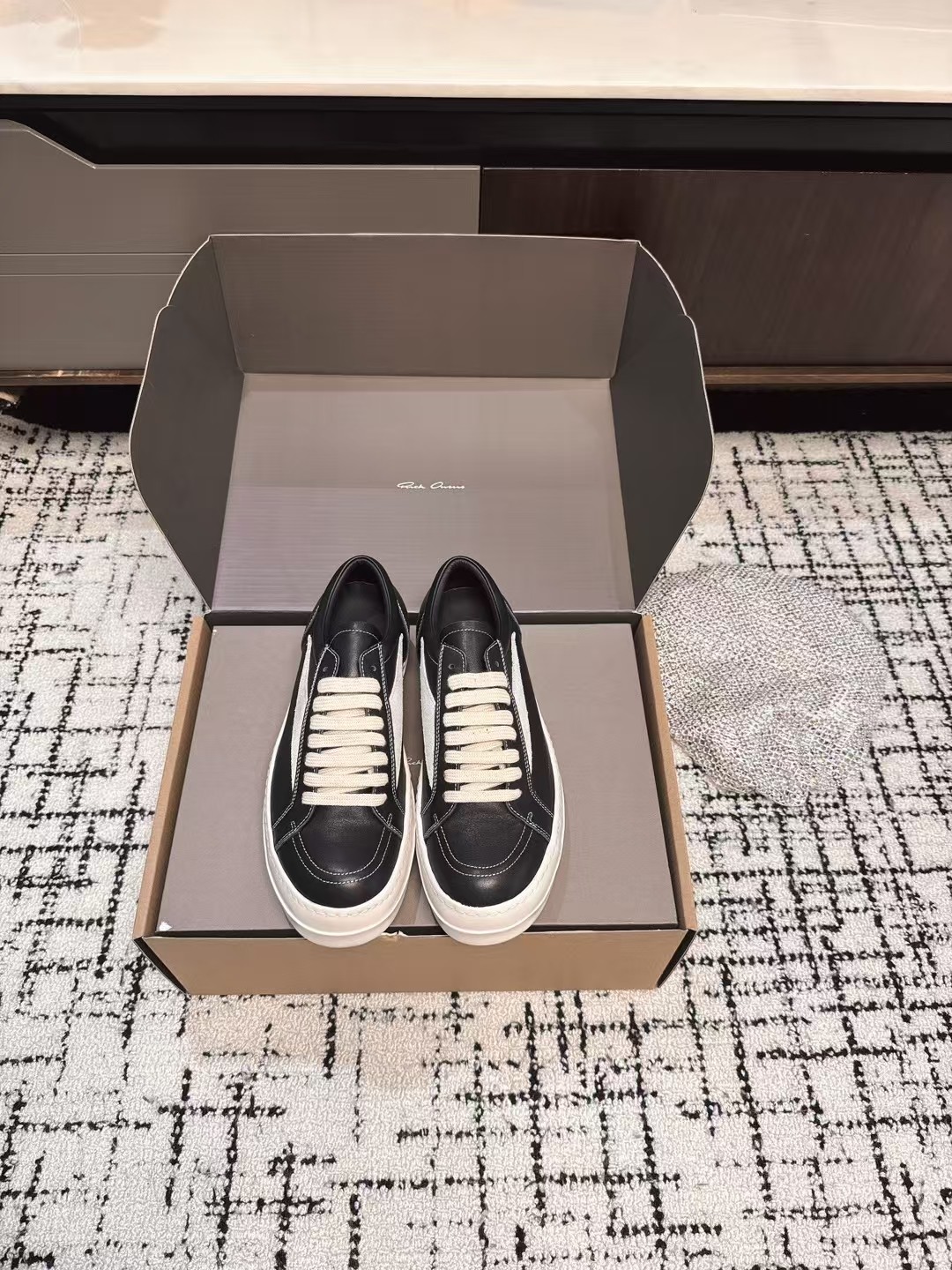 NO:251379,Dongguan purchasing grade (with a full set of aircraft boxes) High-quality Ro 