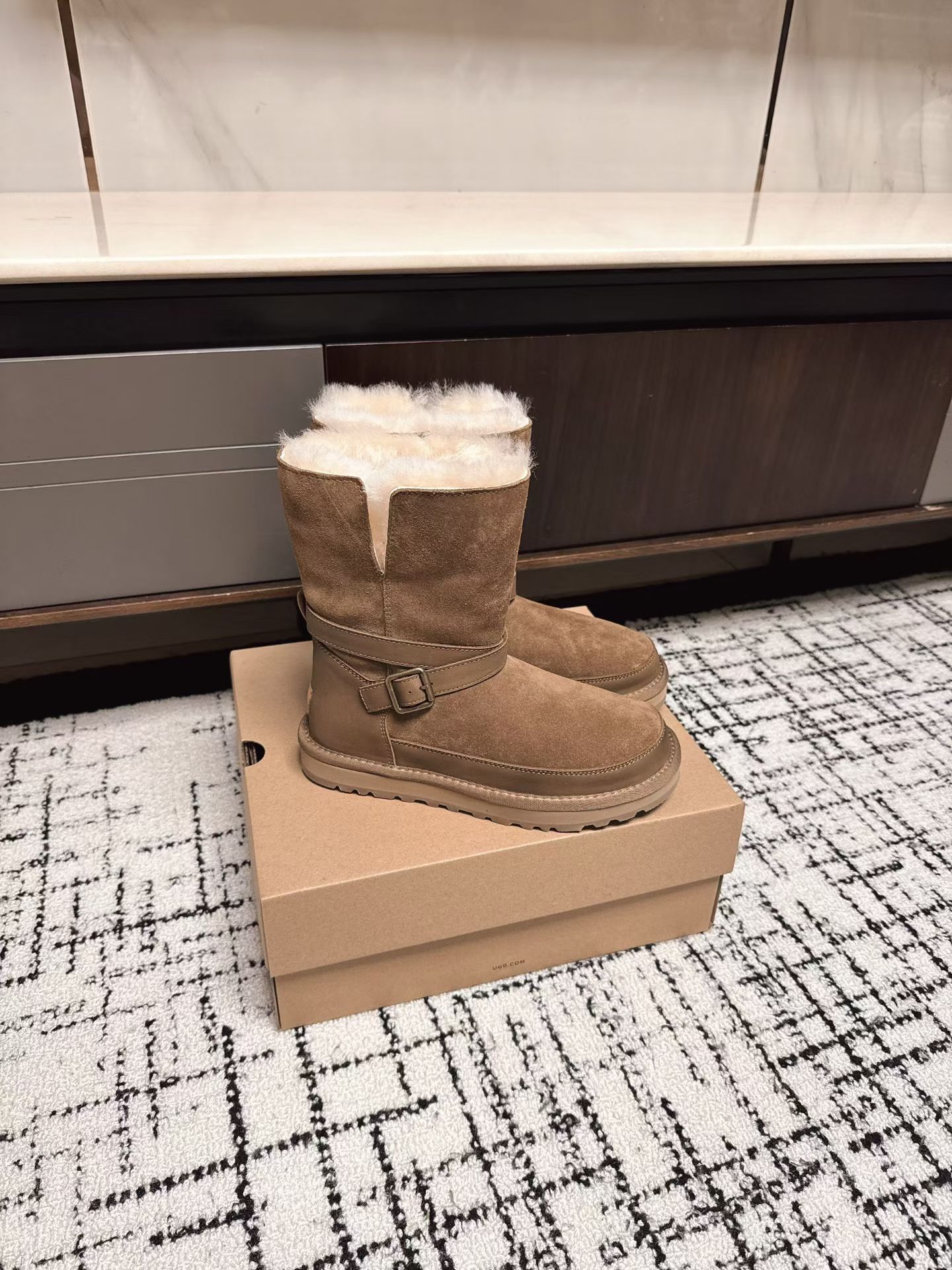 Ugg Women's Classic Short II Shearling Boots with Buckle Strap - Chestnut 5 a1760857585851 5460