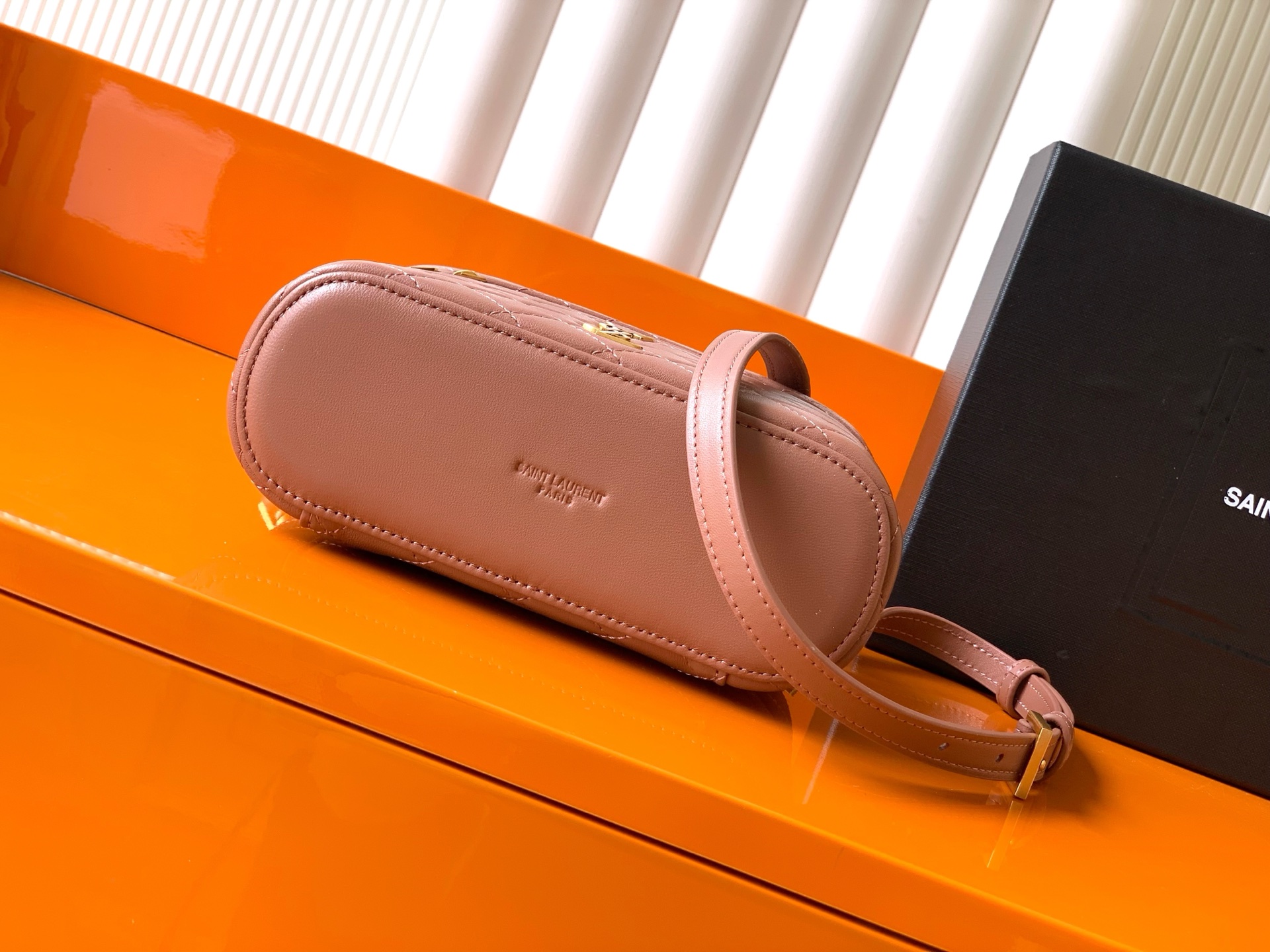 LE CASSANDRE ミニ羊皮革手拿包 - 多機能デザイン