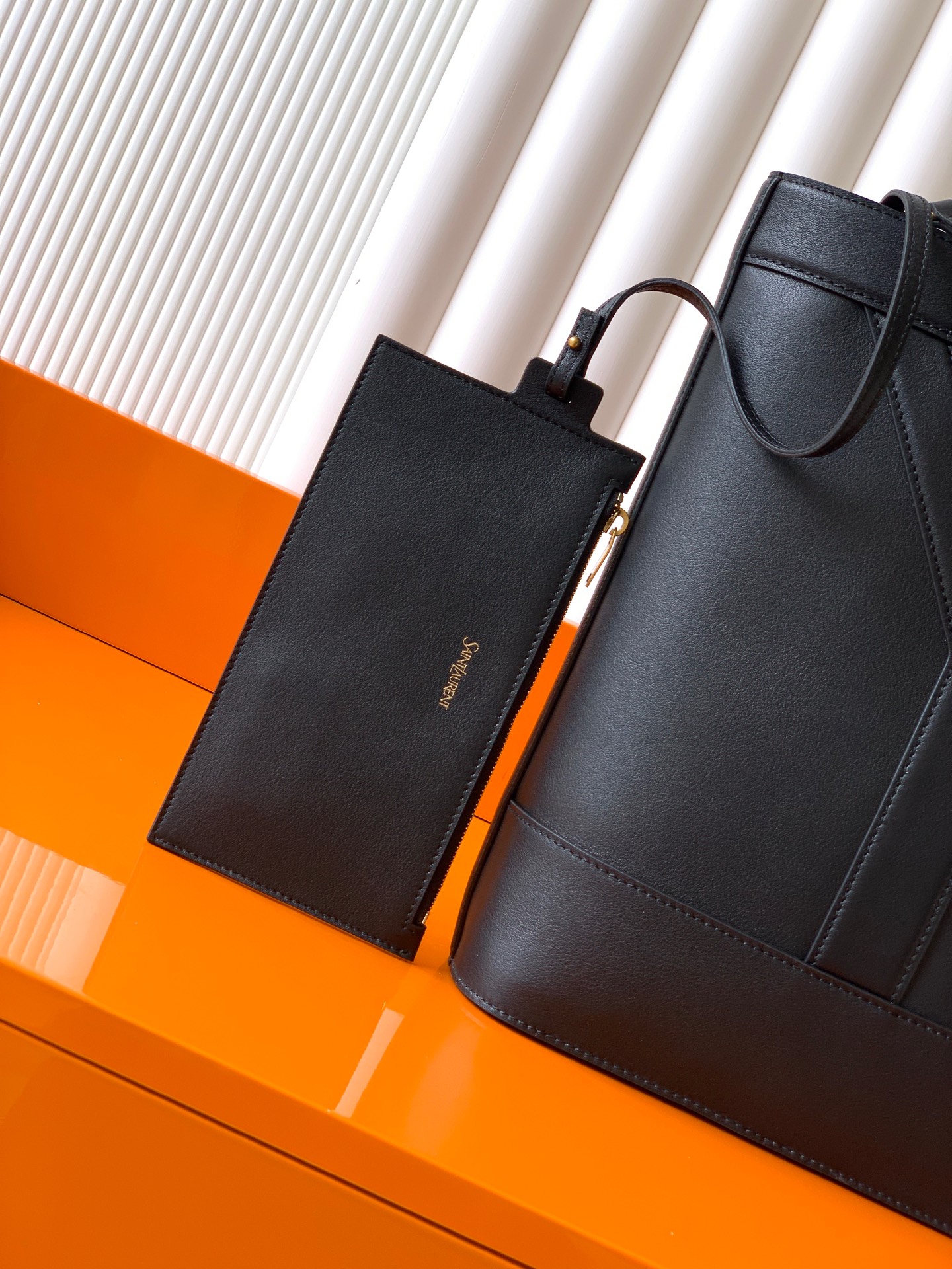 Yブランド ブラックラムレザー ビジネスバッグ 秋冬限定