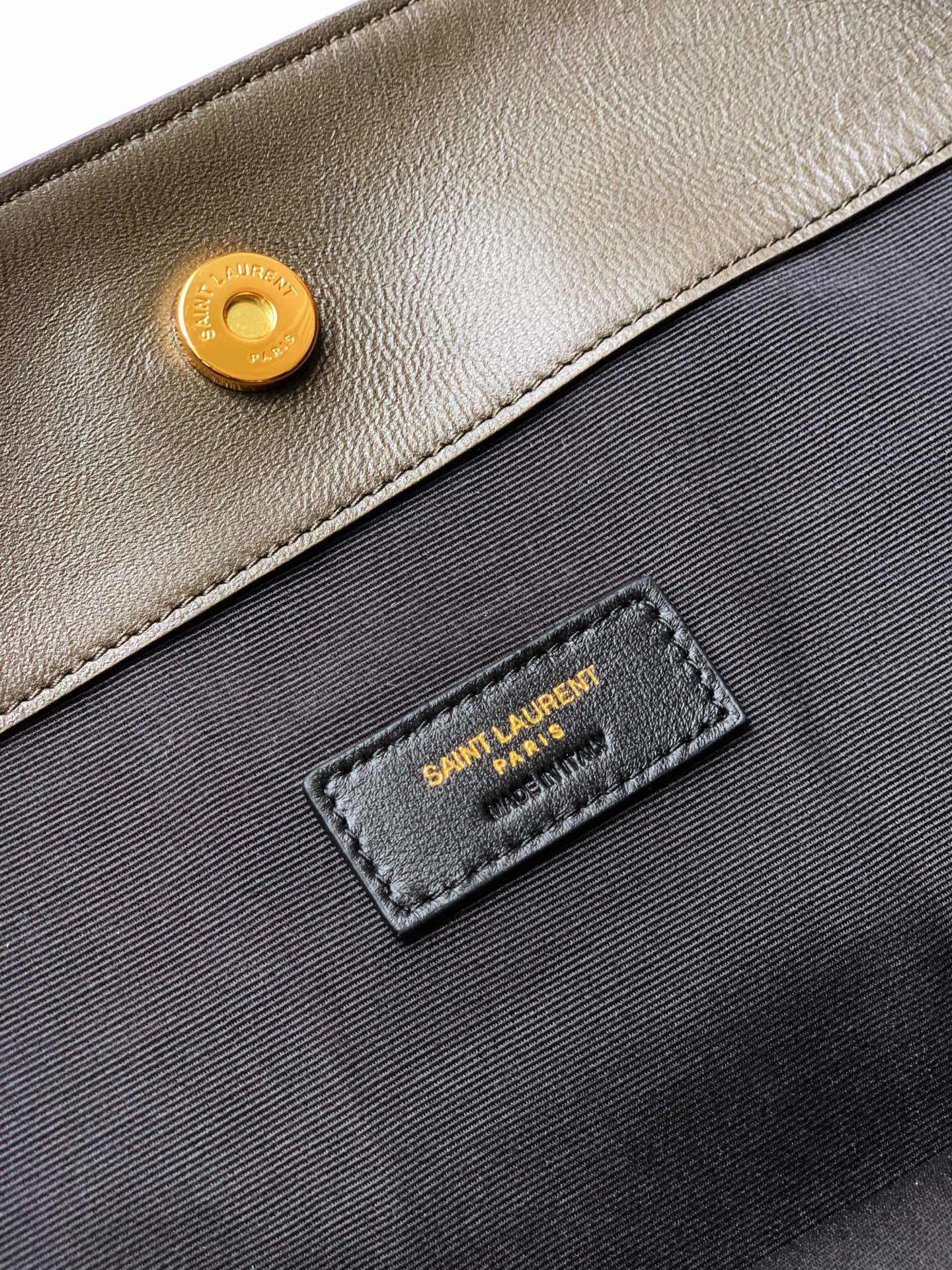 YSL Jamie 大型ポシェット - 軽量＆エレガントなトートバッグ