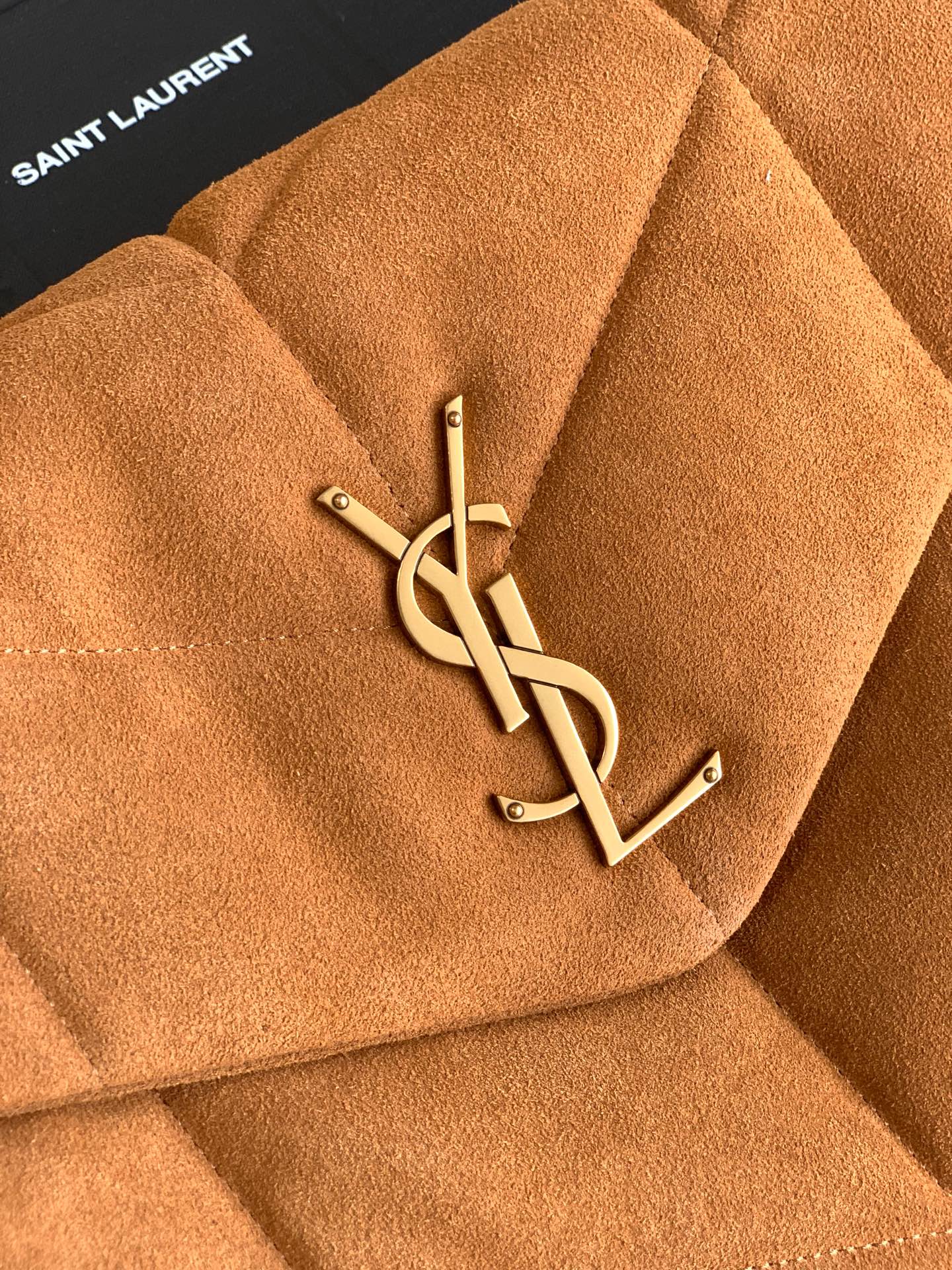 LouLou PUFFER 棕磨砂皮トートバッグ - 軽量で高級感溢れるデザイン