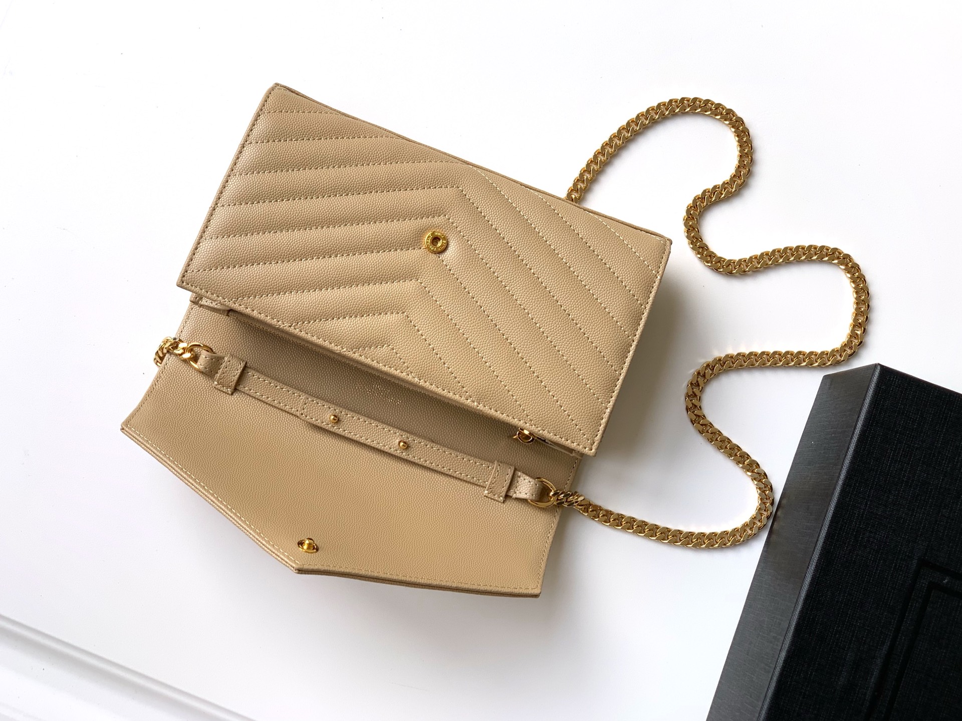 MONOGRAM信子包 - 杏球纹/金のエレガントなデザイン