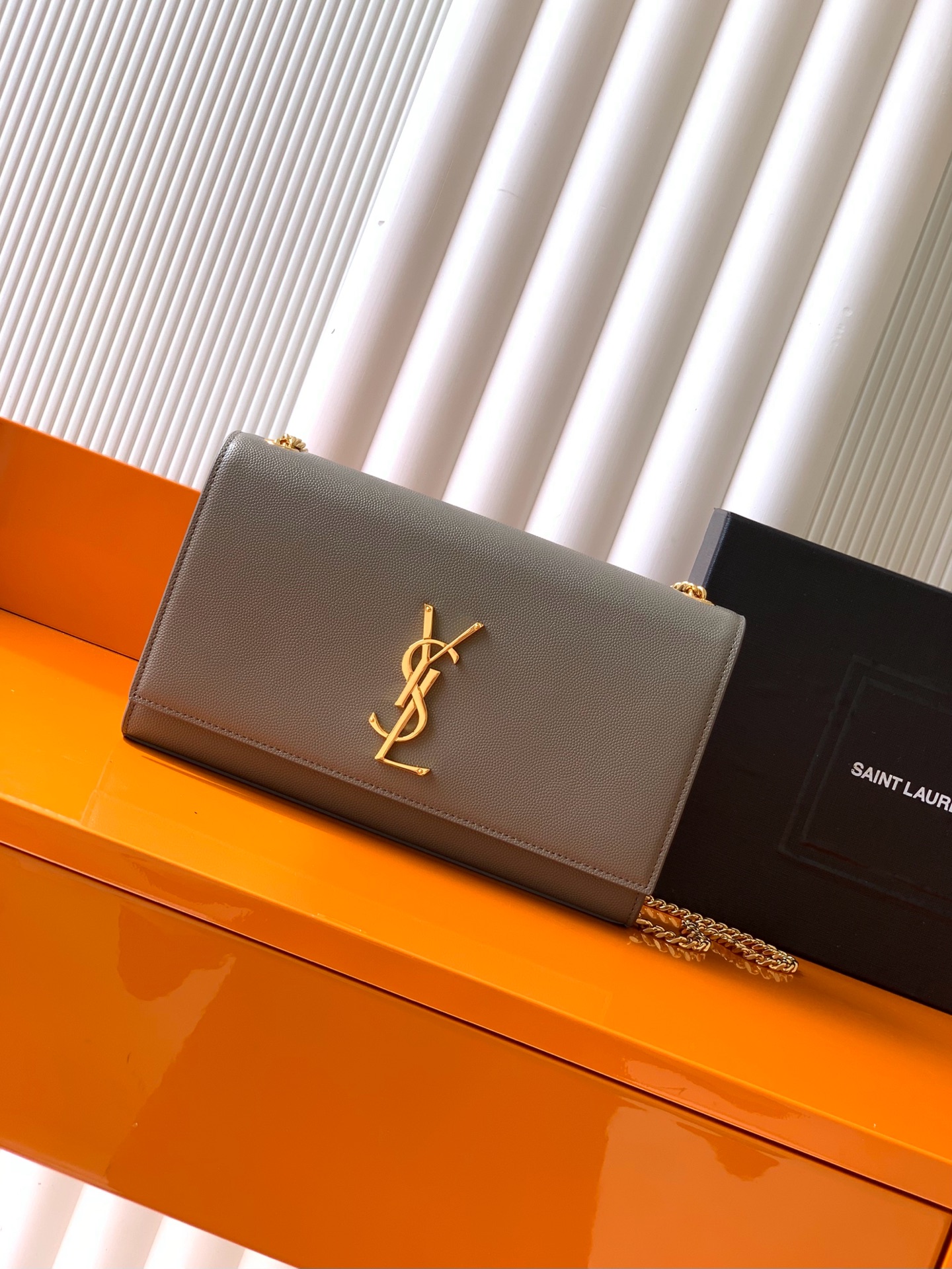 Saint Laurent Y家最 Kate链条斜挎包 每个女孩衣柜都 一个的百搭款式 高质量 南非牛皮