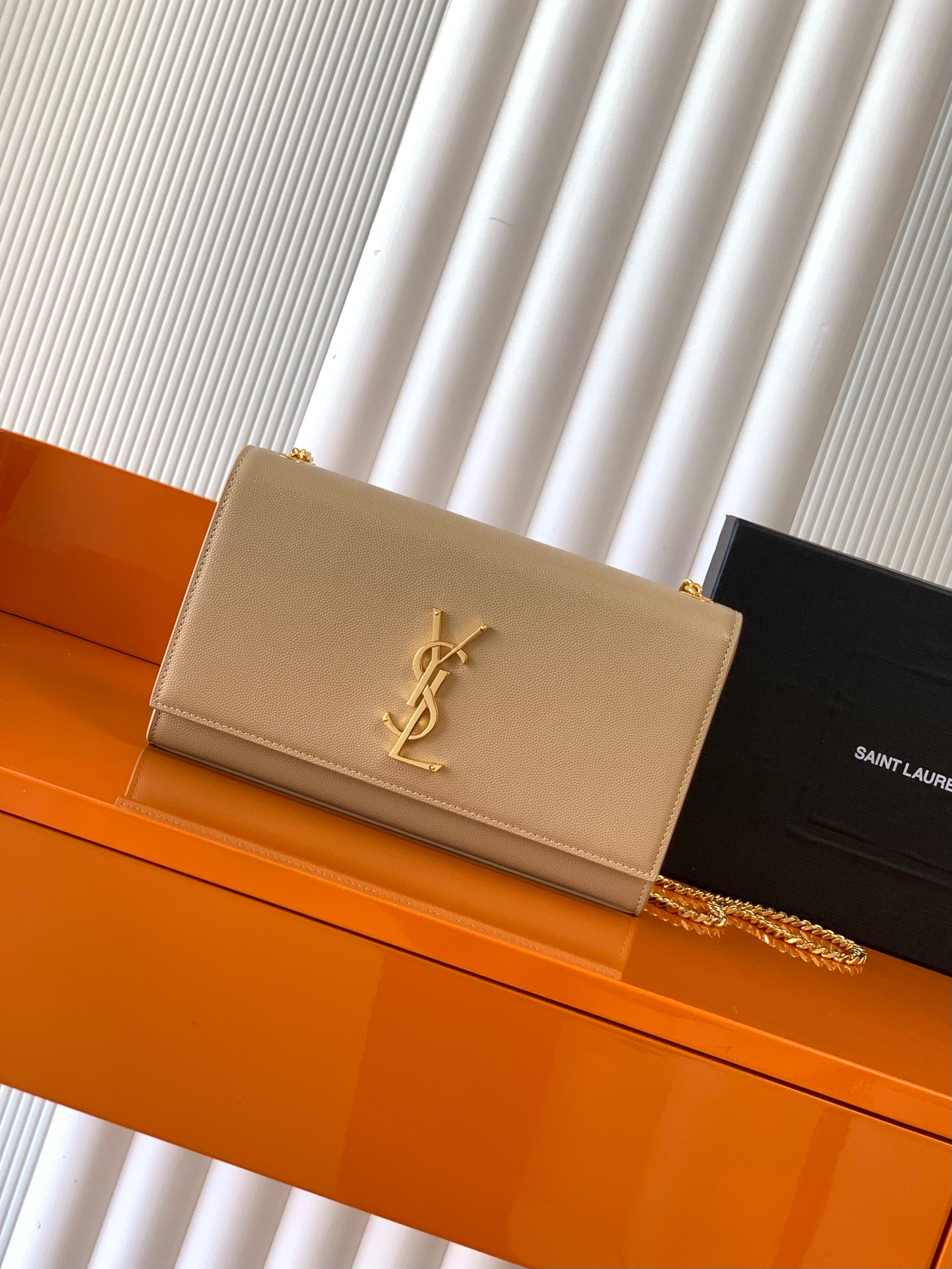 Saint Laurent Y家最 Kate链条斜挎包 每个女孩衣柜都 一个的百搭款式 高质量 南非牛皮