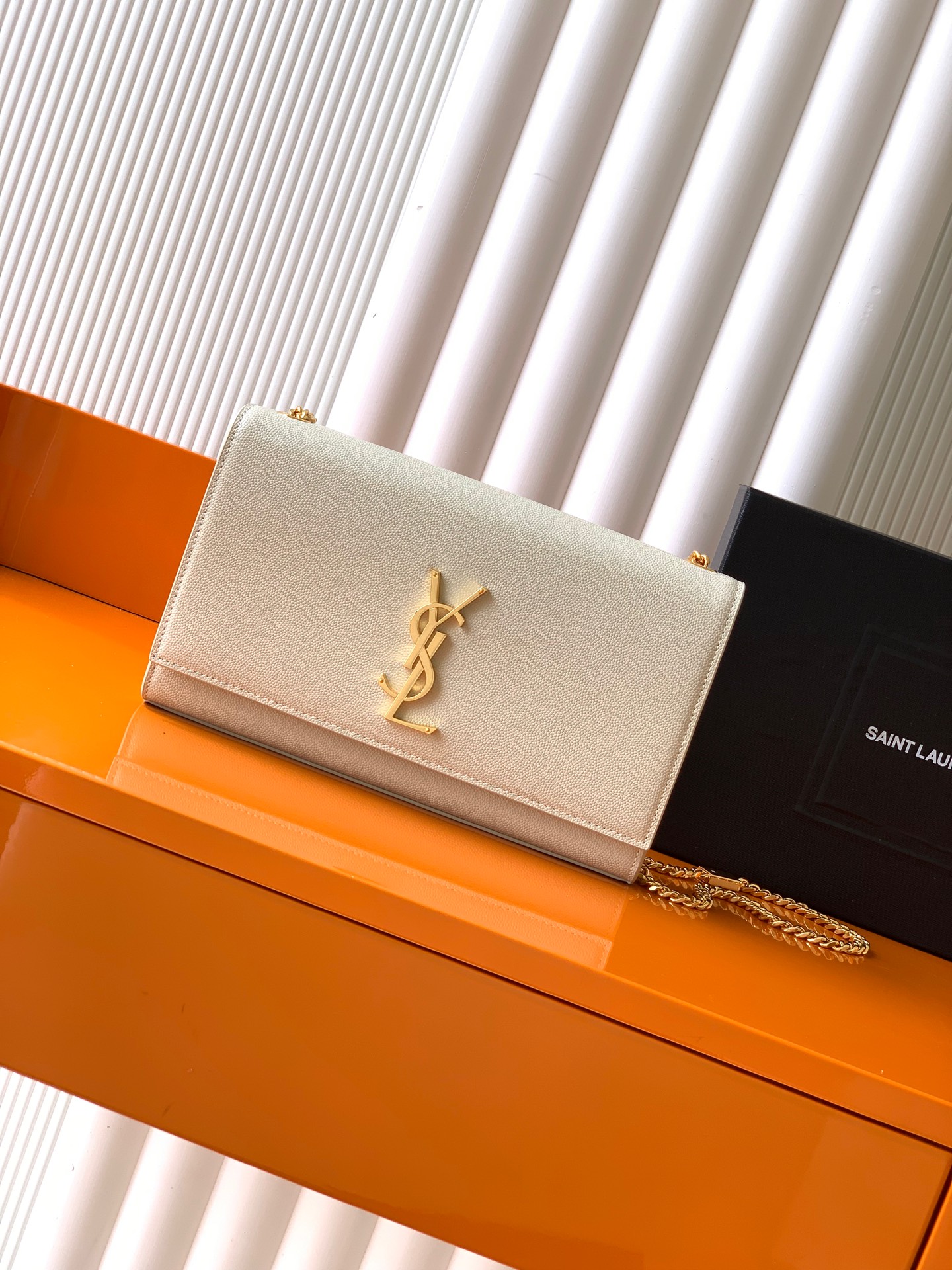 Saint Laurent Y家最 Kate链条斜挎包 每个女孩衣柜都 一个的百搭款式 高质量 南非牛皮