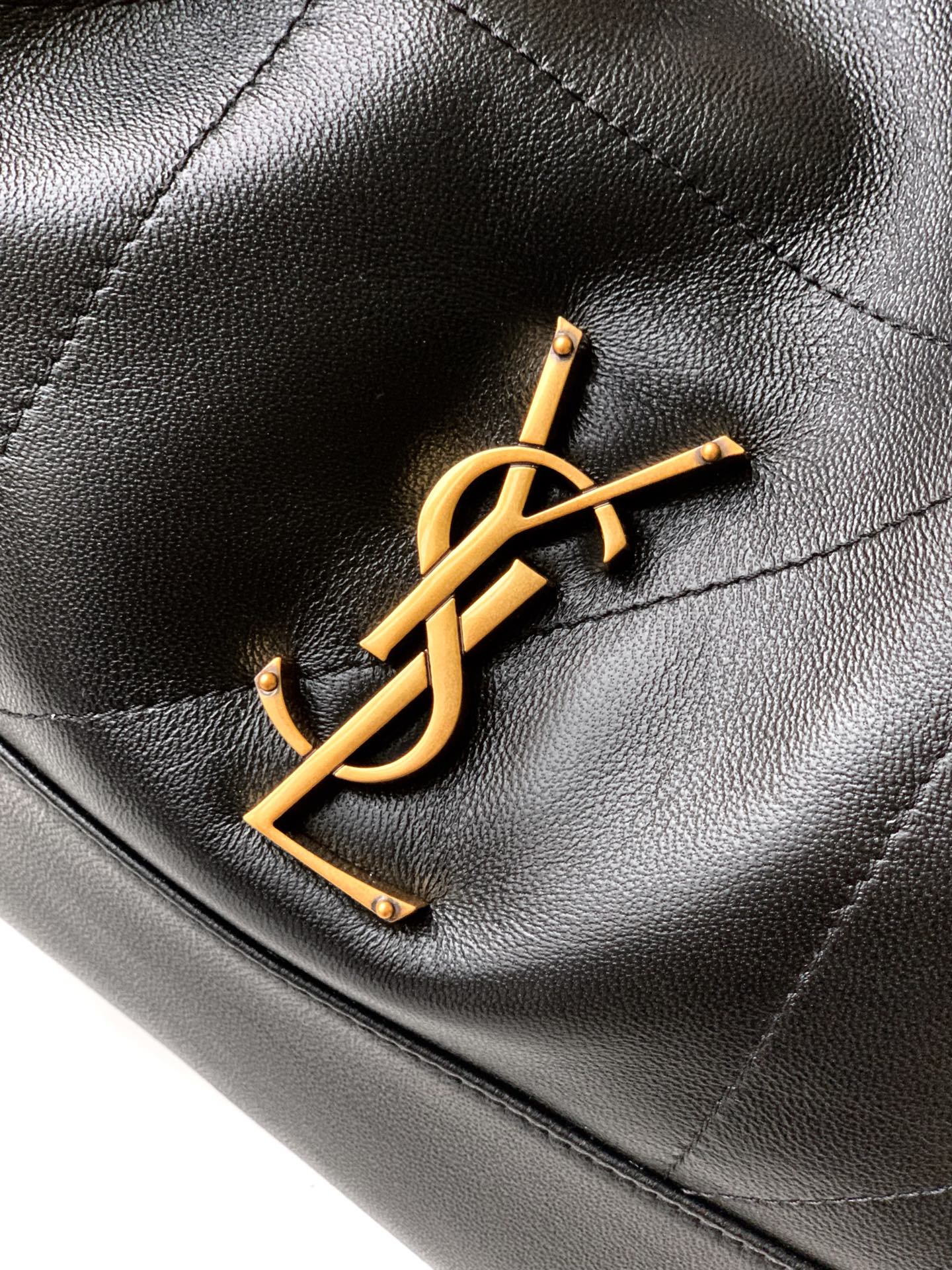 YSL 小号Jamie 4.3 大容量羊皮腋下包の優雅なデザイン