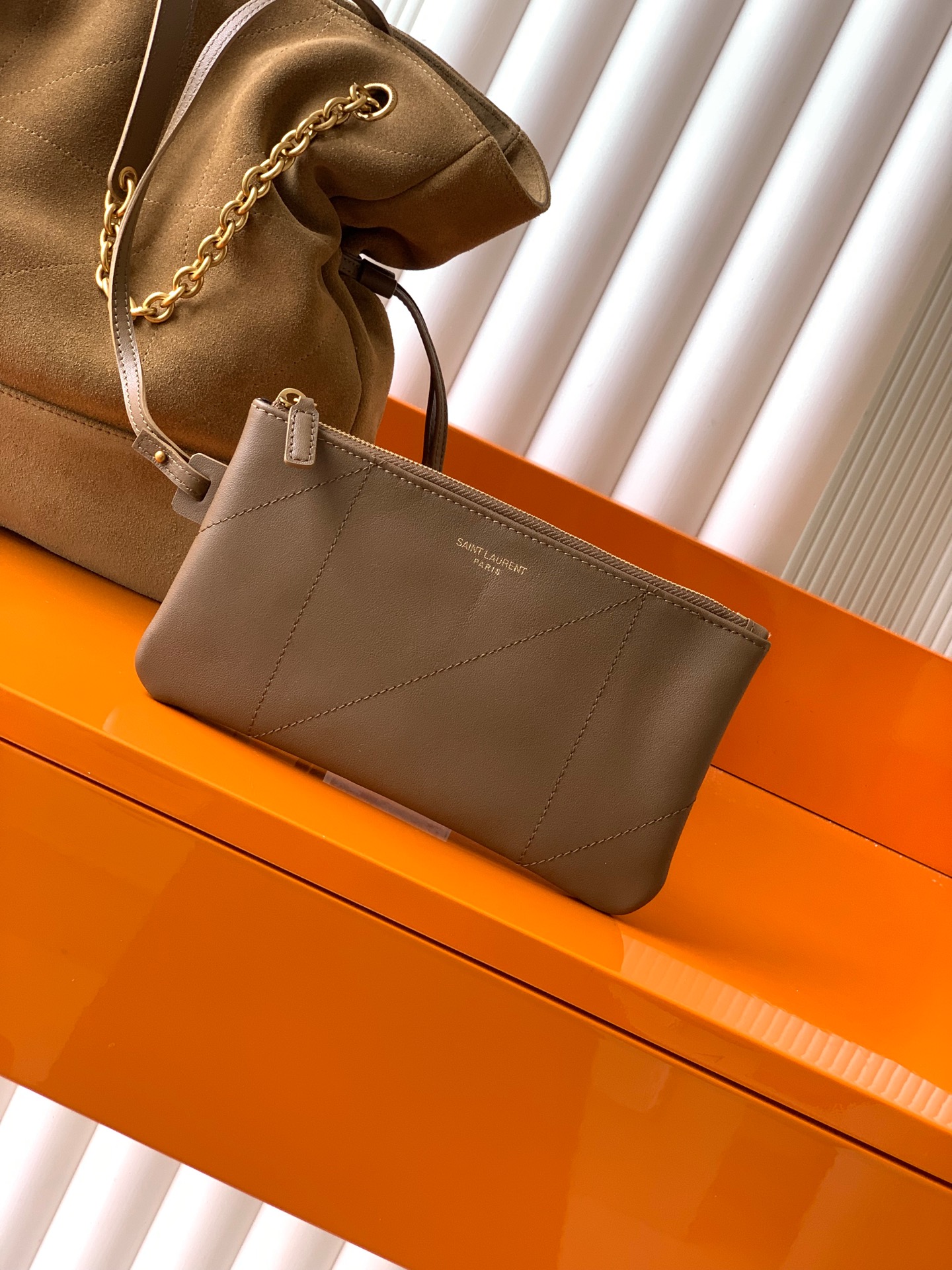 YSL Jamie 小号トートバッグ - 優雅で実用的なデザイン