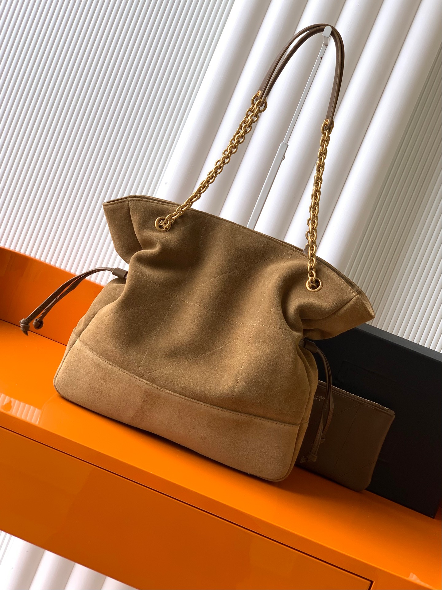 YSL Jamie 小号トートバッグ - 優雅で実用的なデザイン