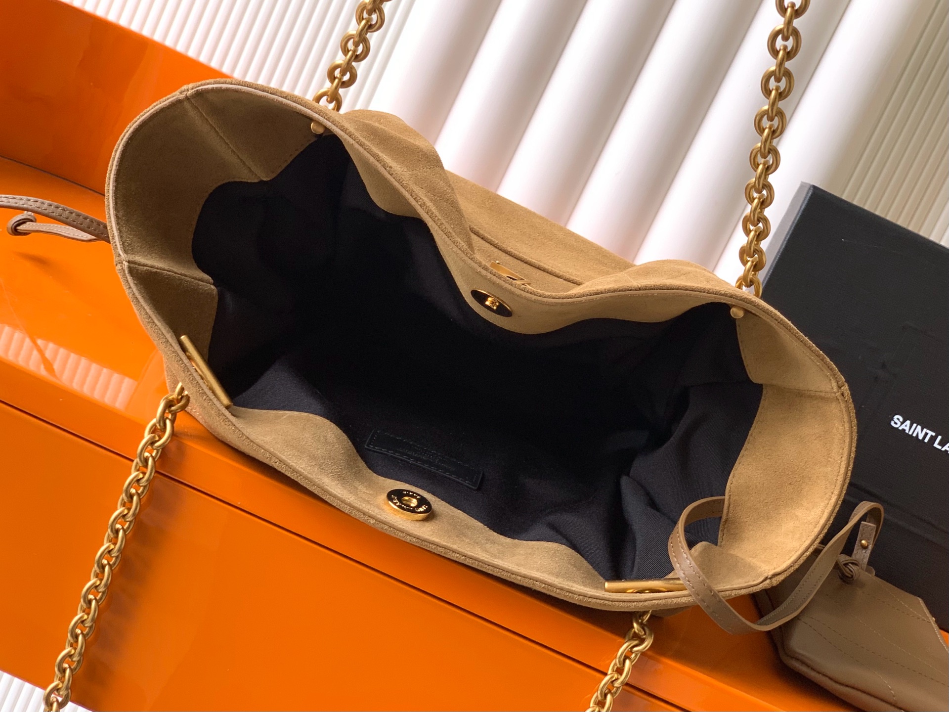 YSL Jamie 小号トートバッグ - 優雅で実用的なデザイン